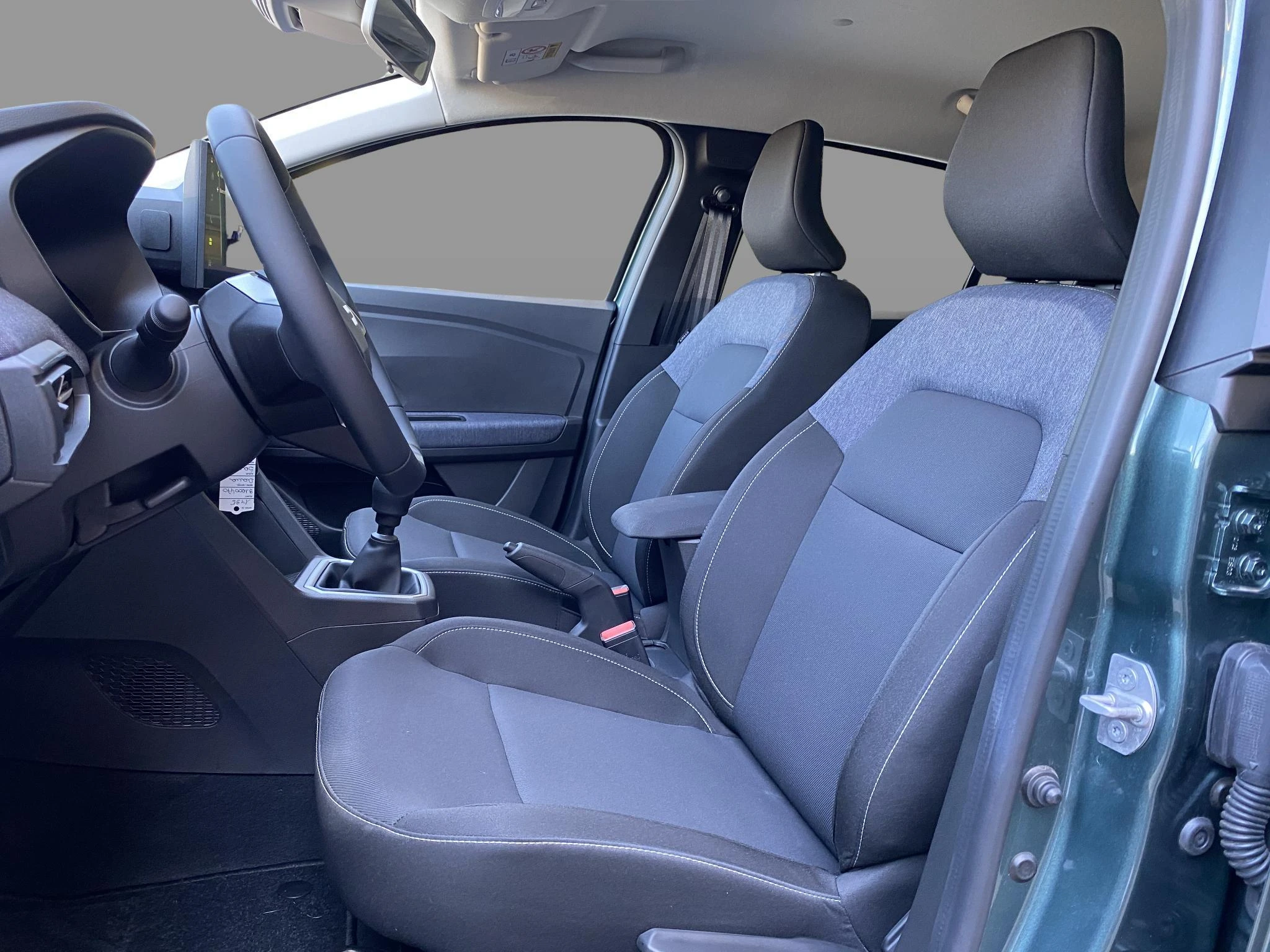 Dacia-Sandero-image-12