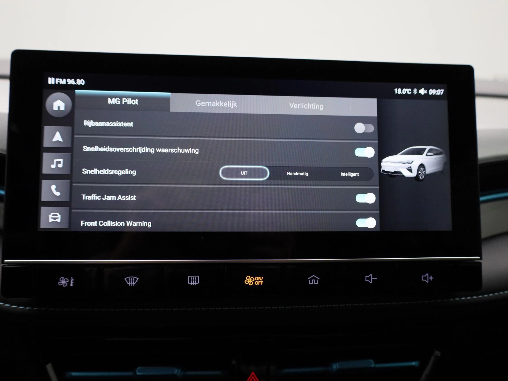 MG MG5 Electric Standard Range Luxury 50 kWh