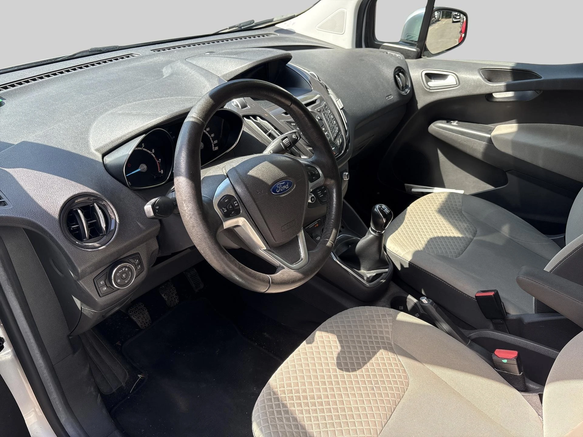 Ford Tourneo Courier 1.0 EcoBoost 75kW Trend