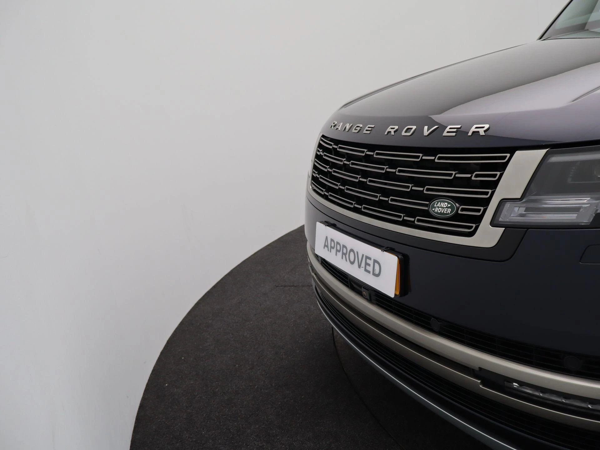 Land Rover Range Rover 3.0 P460e LWB Autobiography PHEV