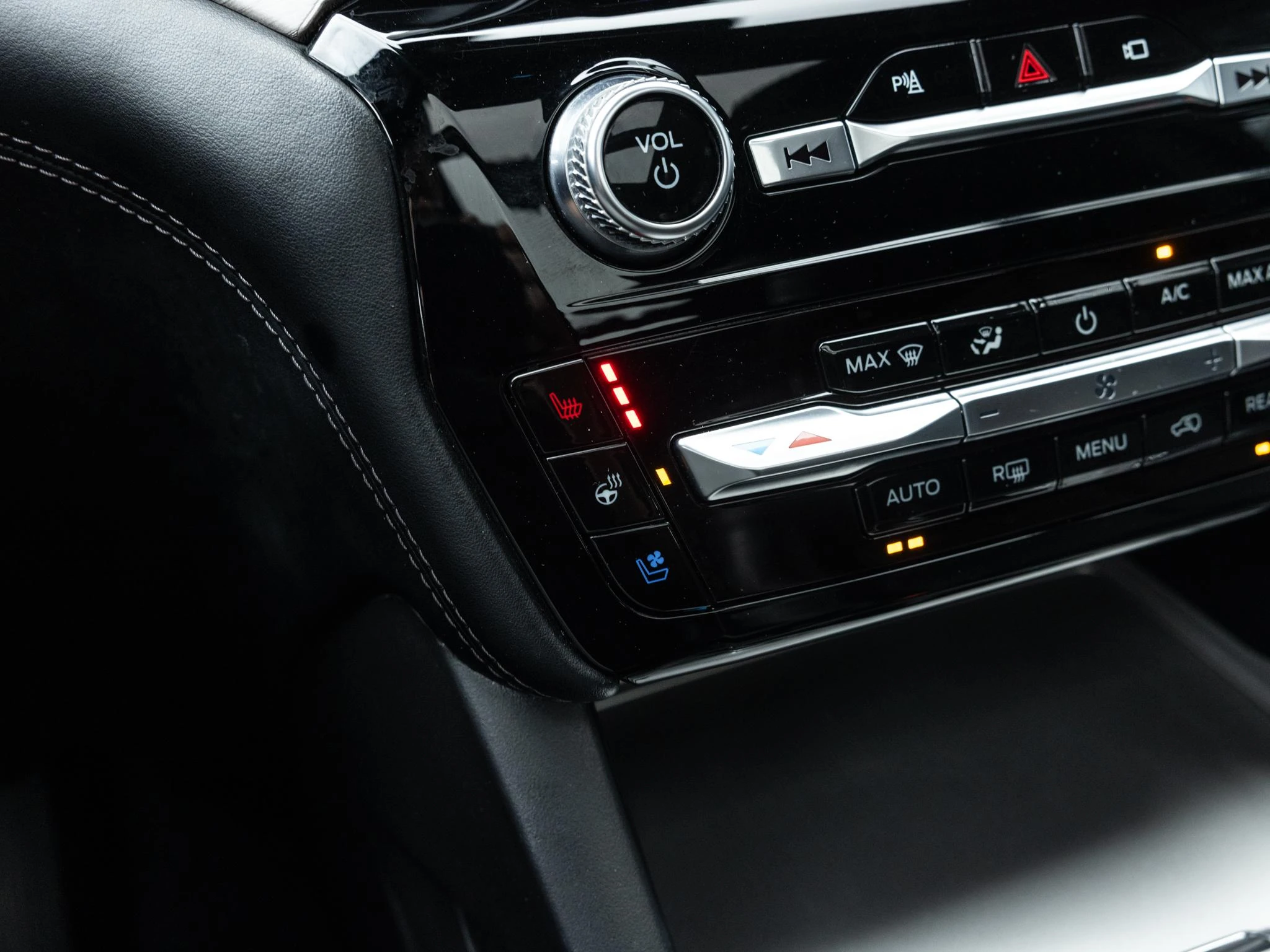 Ford-Explorer-image-27