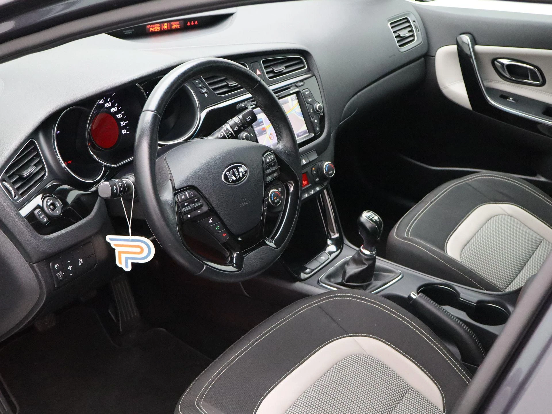 Kia cee'd 1.6 GDI BusinessLine
