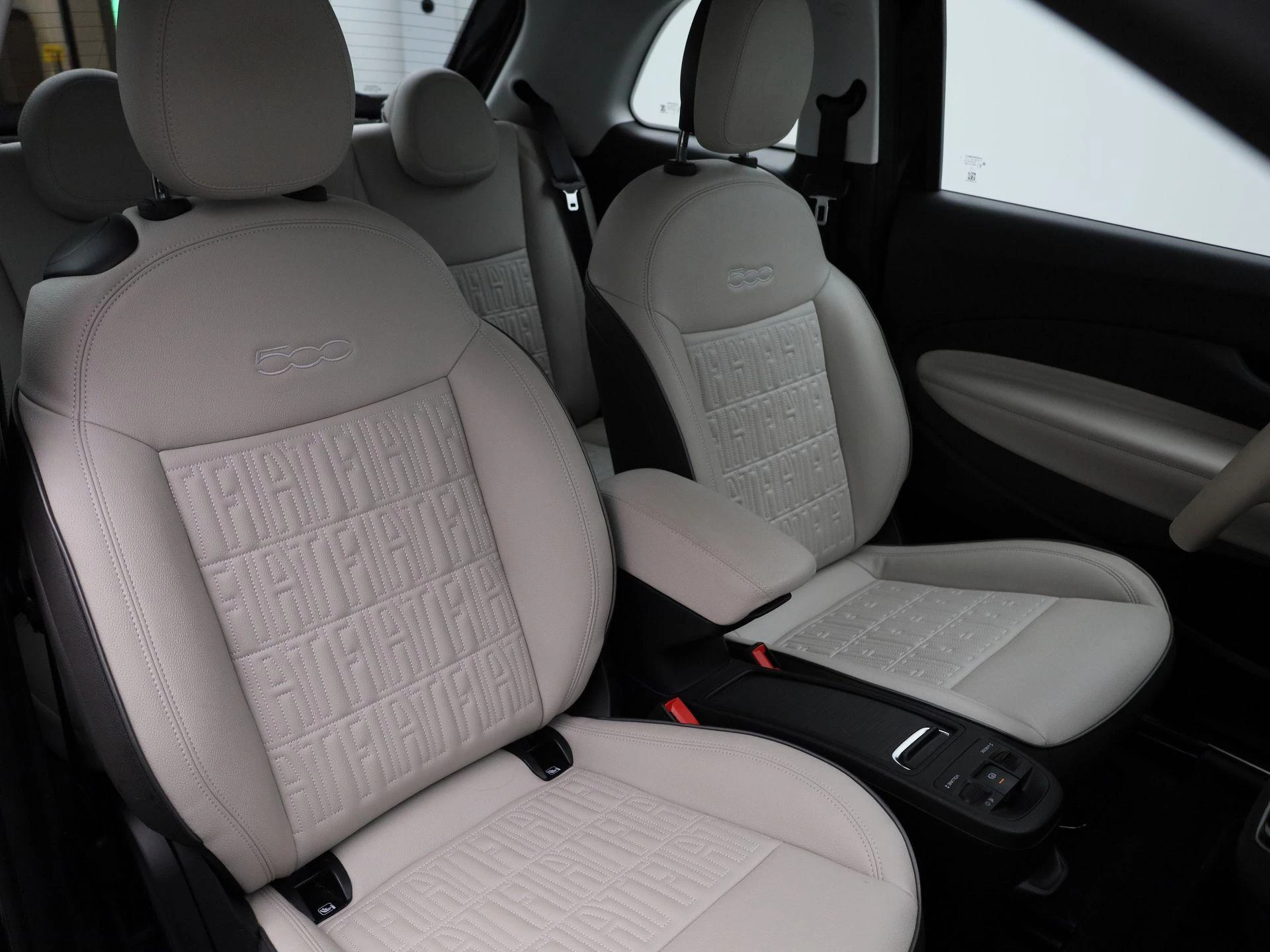 Fiat 500 500e 42 kWh La Prima