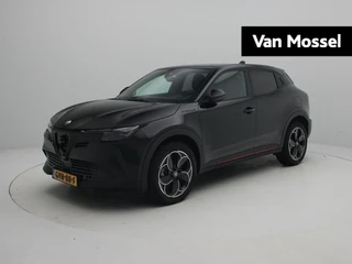 Alfa Romeo Junior Elettrica Speciale 54 kWh