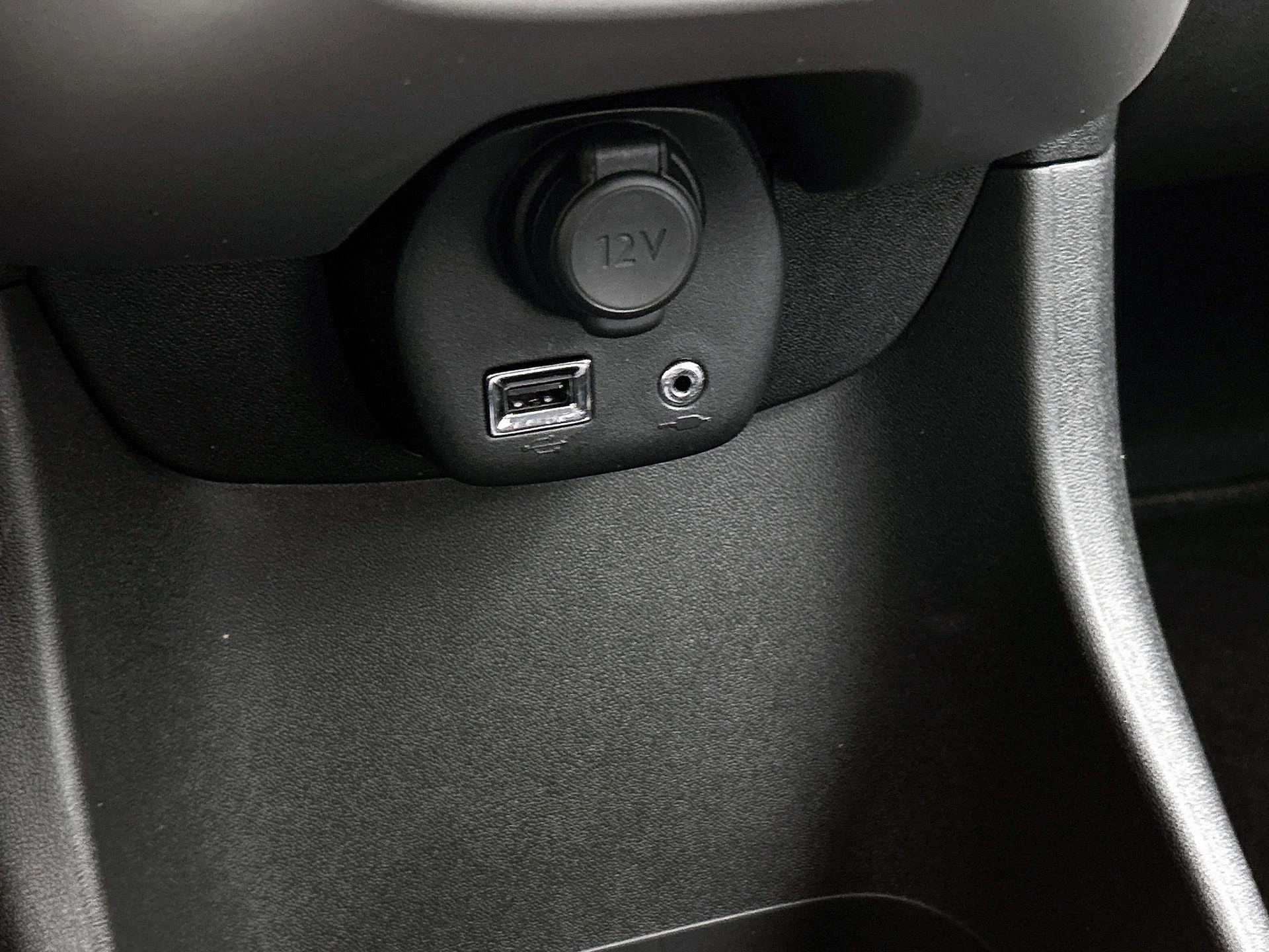 Peugeot-108-image-21