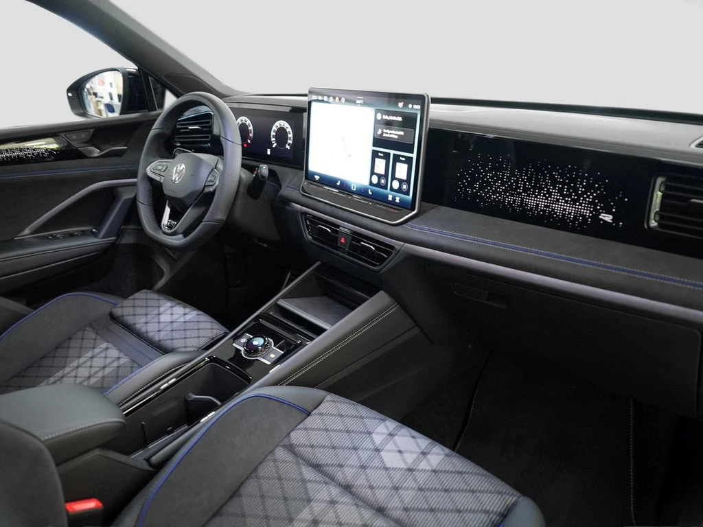Volkswagen-Tiguan-image-7