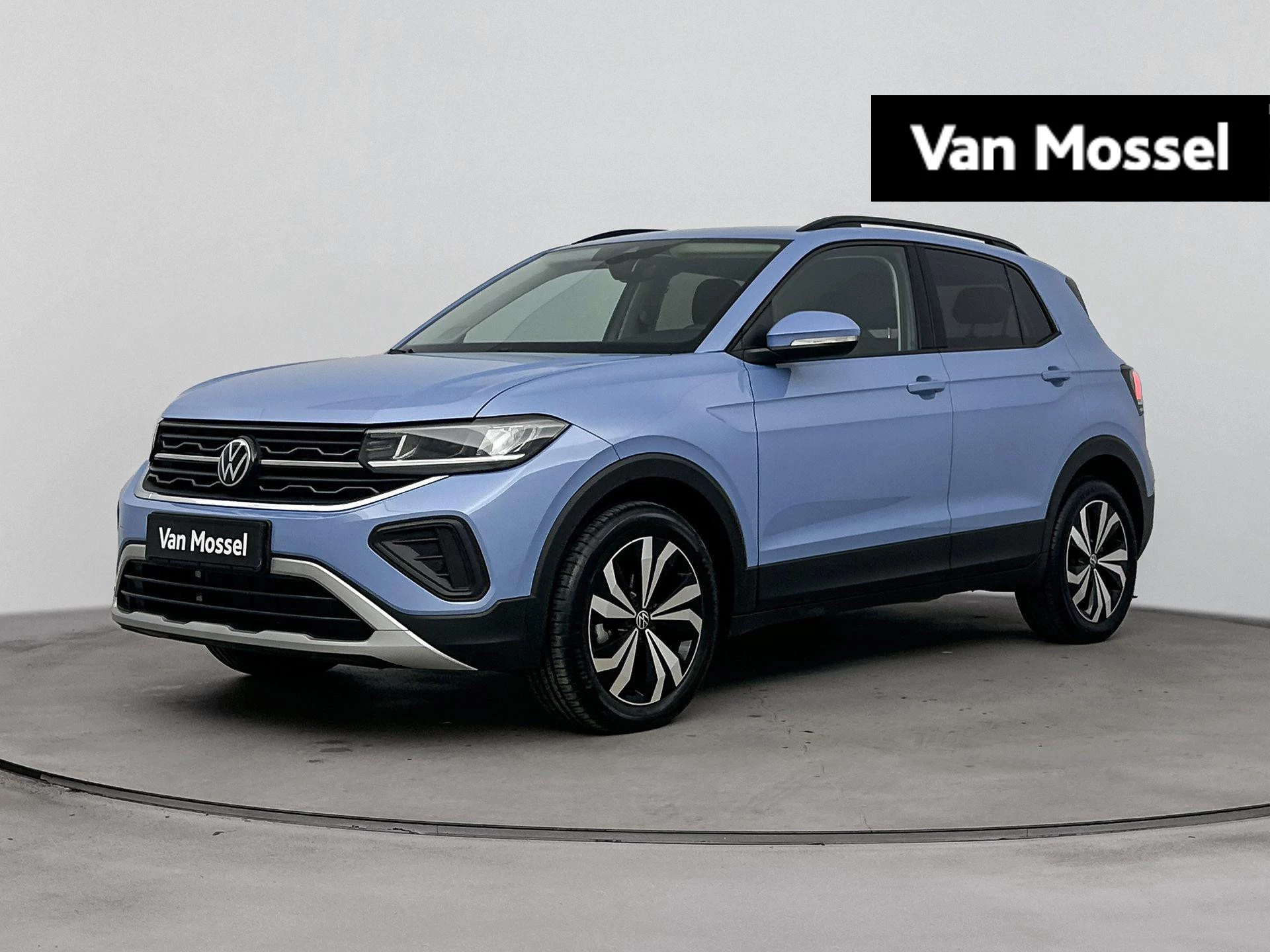 Volkswagen-T-Cross-image-0