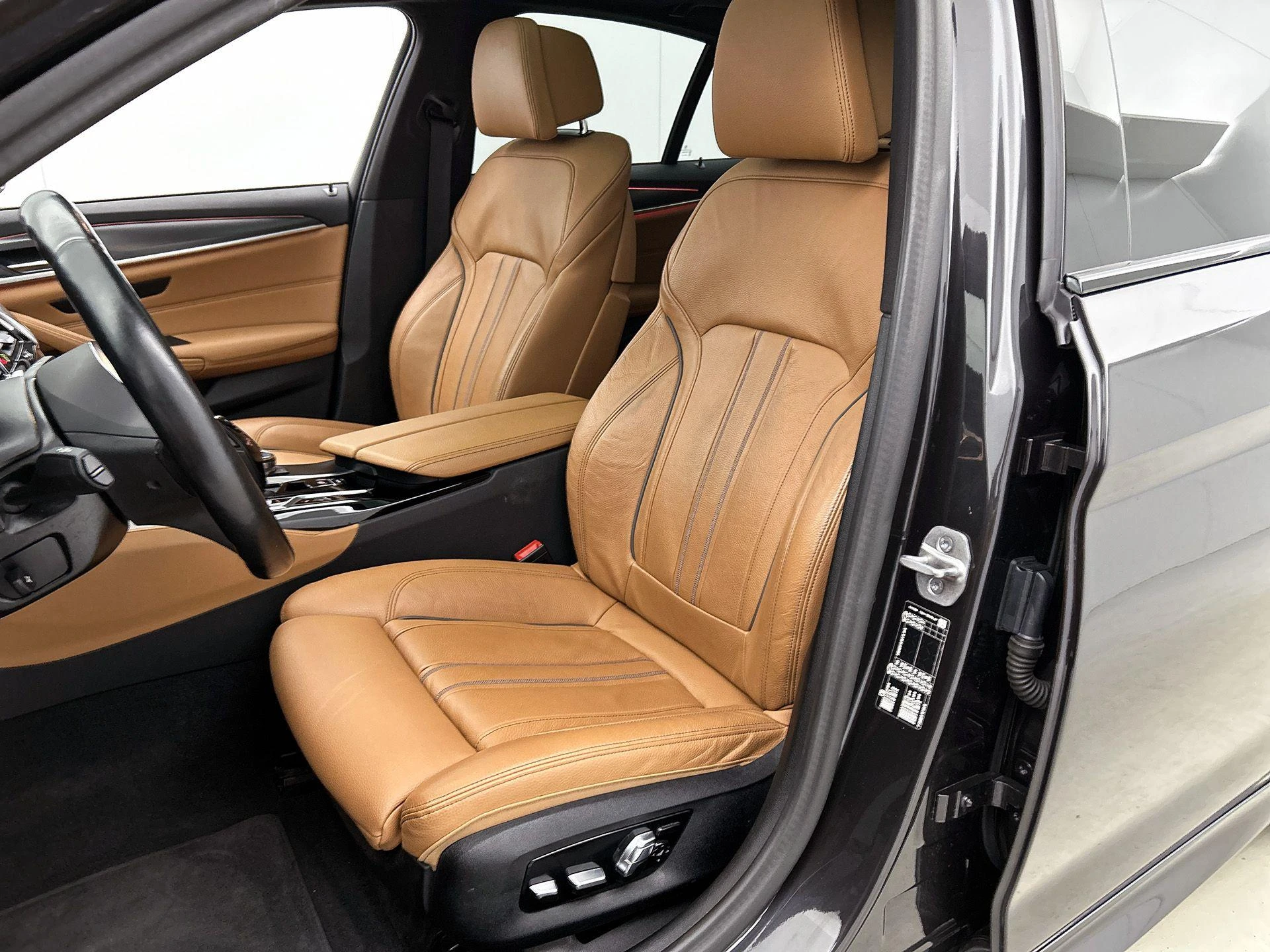 BMW-5 Serie-image-47