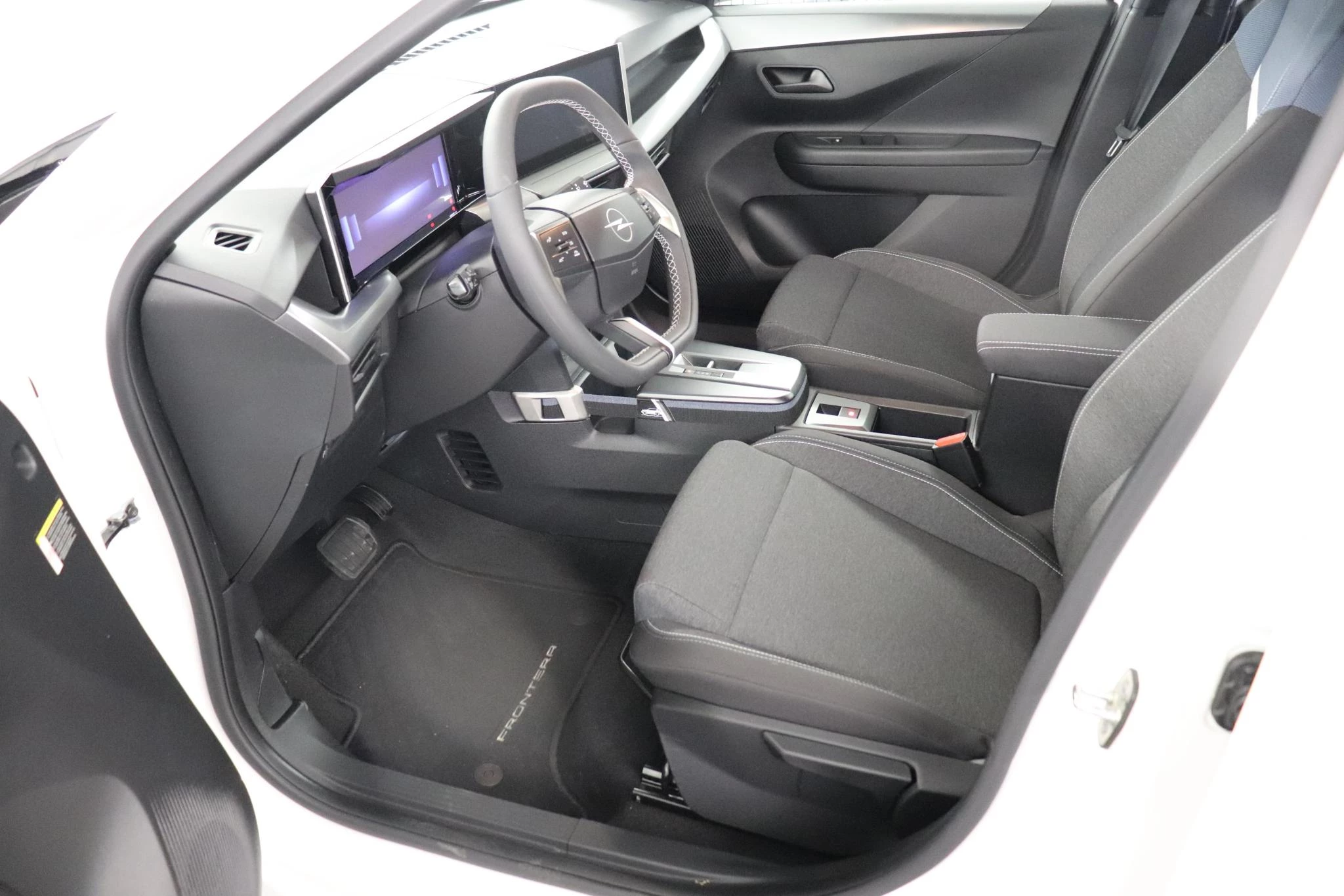 Opel Frontera 1.2 Turbo MHEV 74kW Edition eDCT