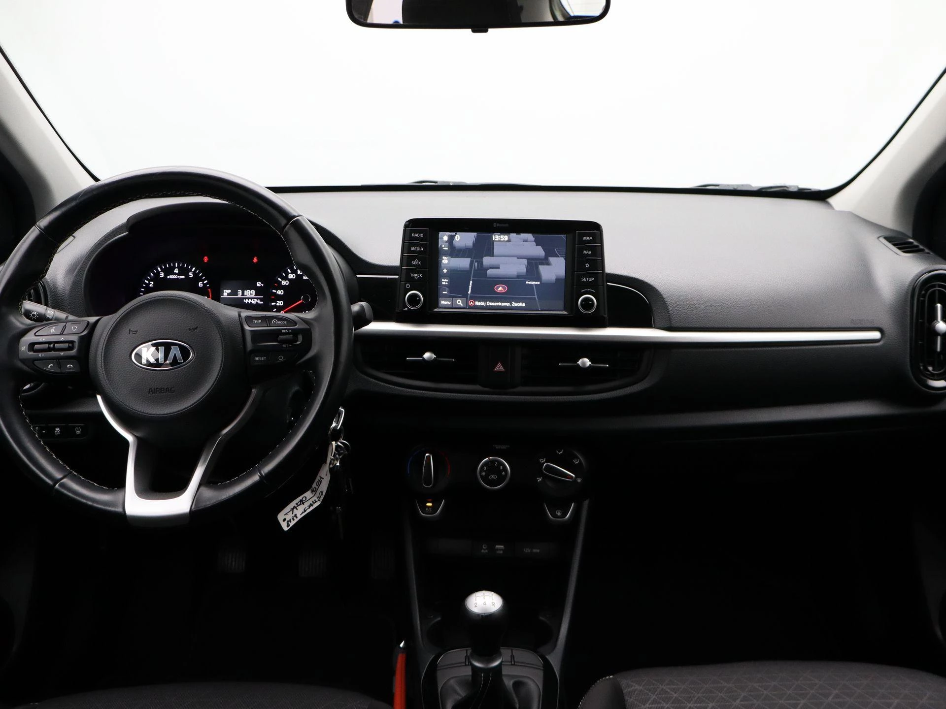 Kia-Picanto-image-32