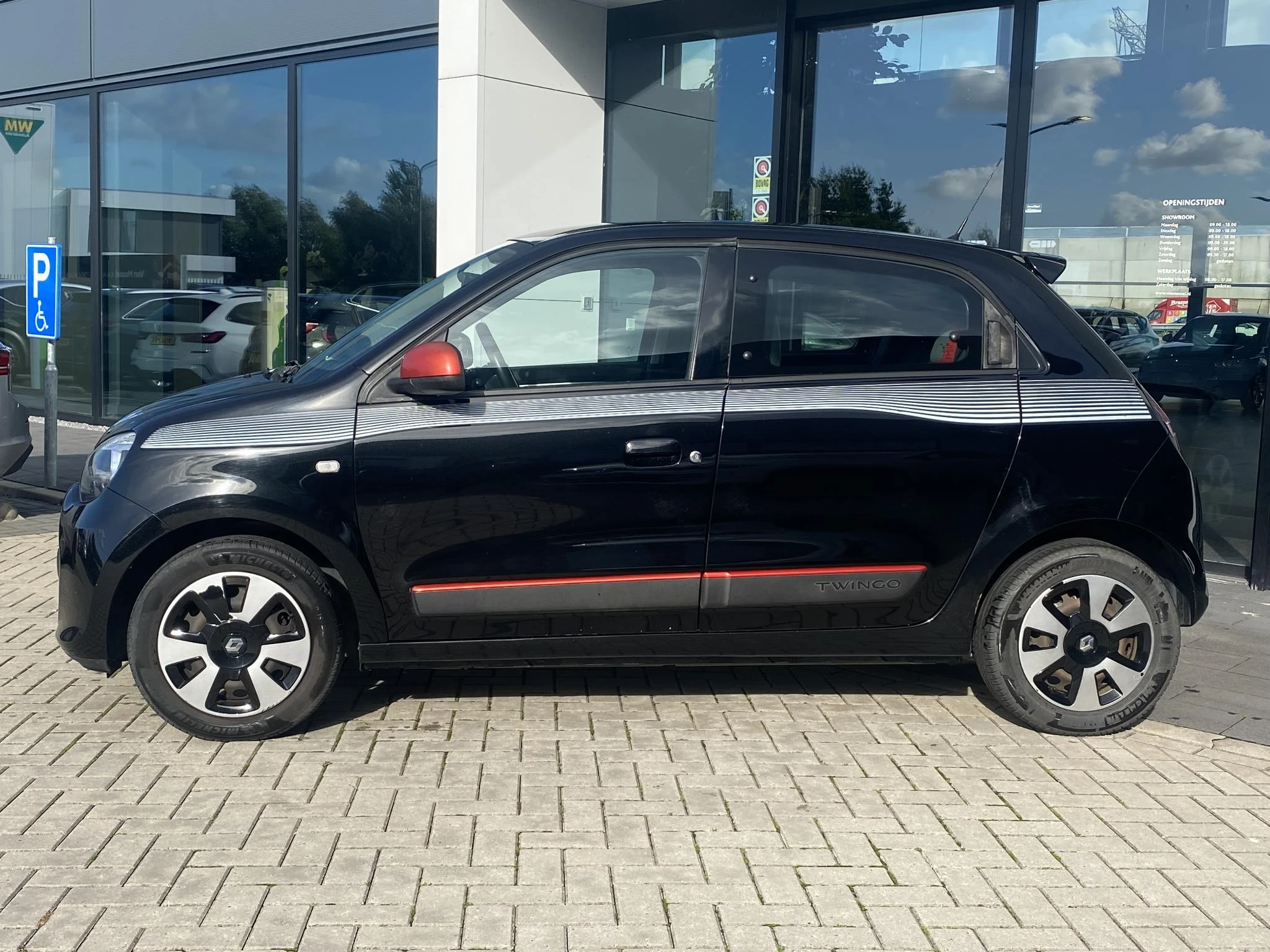 Renault-Twingo-image-1