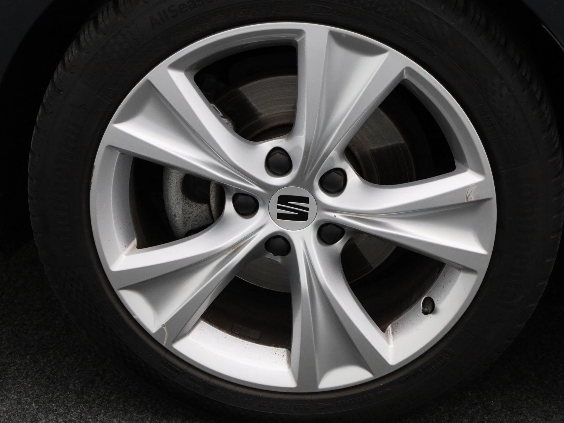 SEAT-Leon-image-11