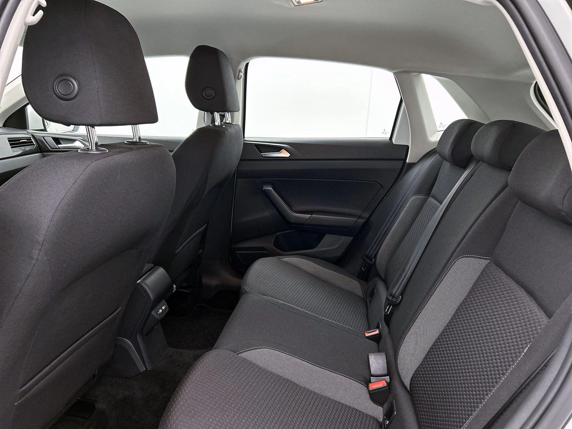 Volkswagen Polo 1.0 TSI Life Business