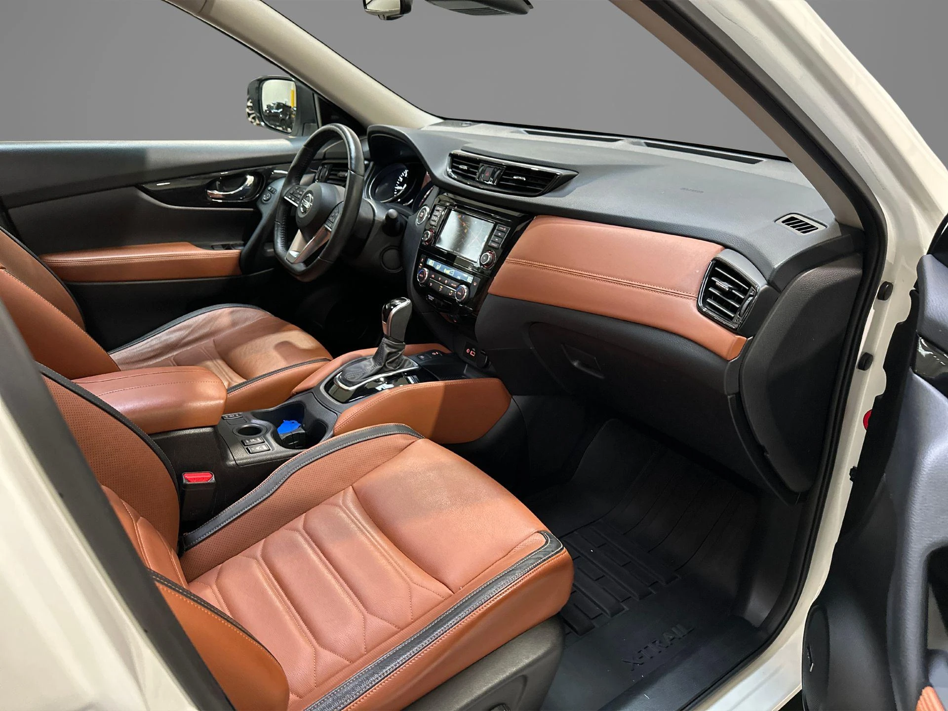 Nissan-X-Trail-image-13