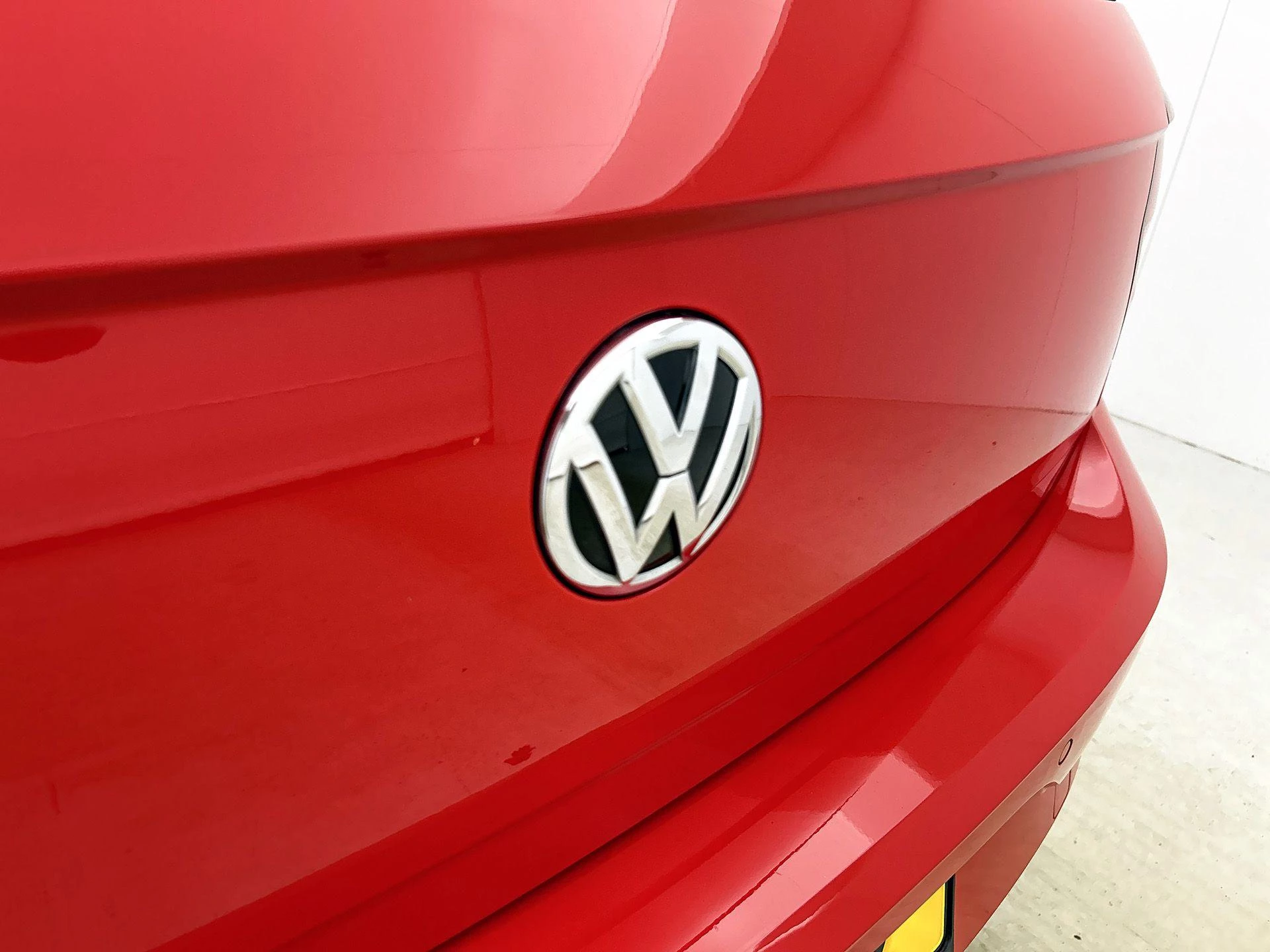 Volkswagen-Polo-image-22