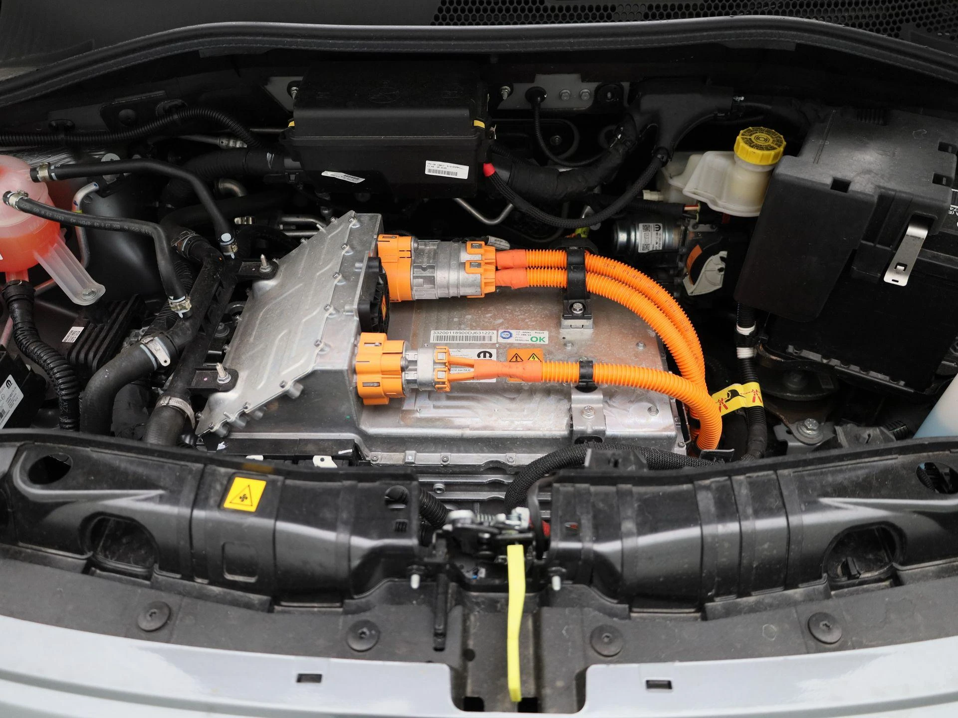 Fiat-500e-image-32