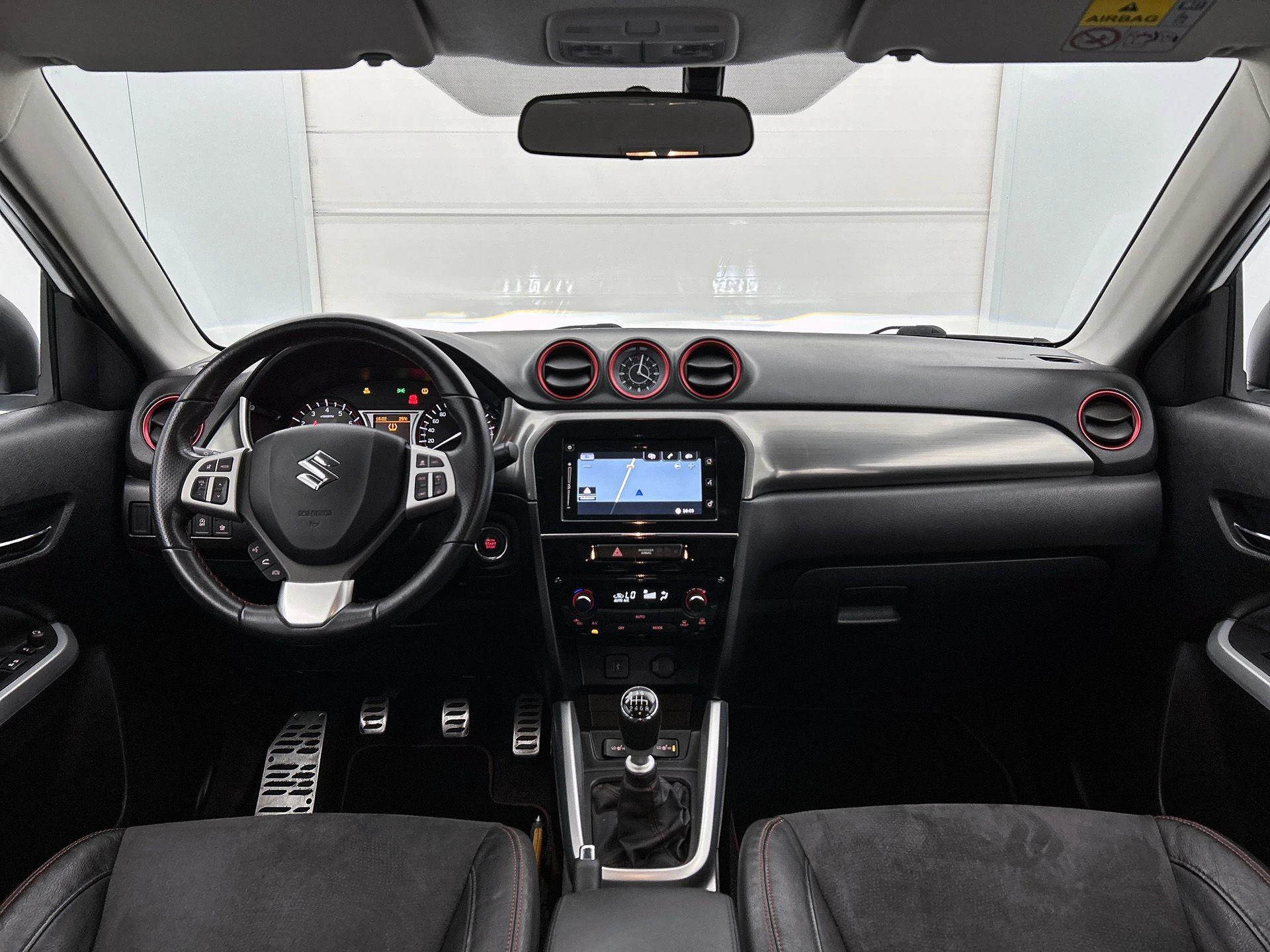Suzuki-Vitara-image-21