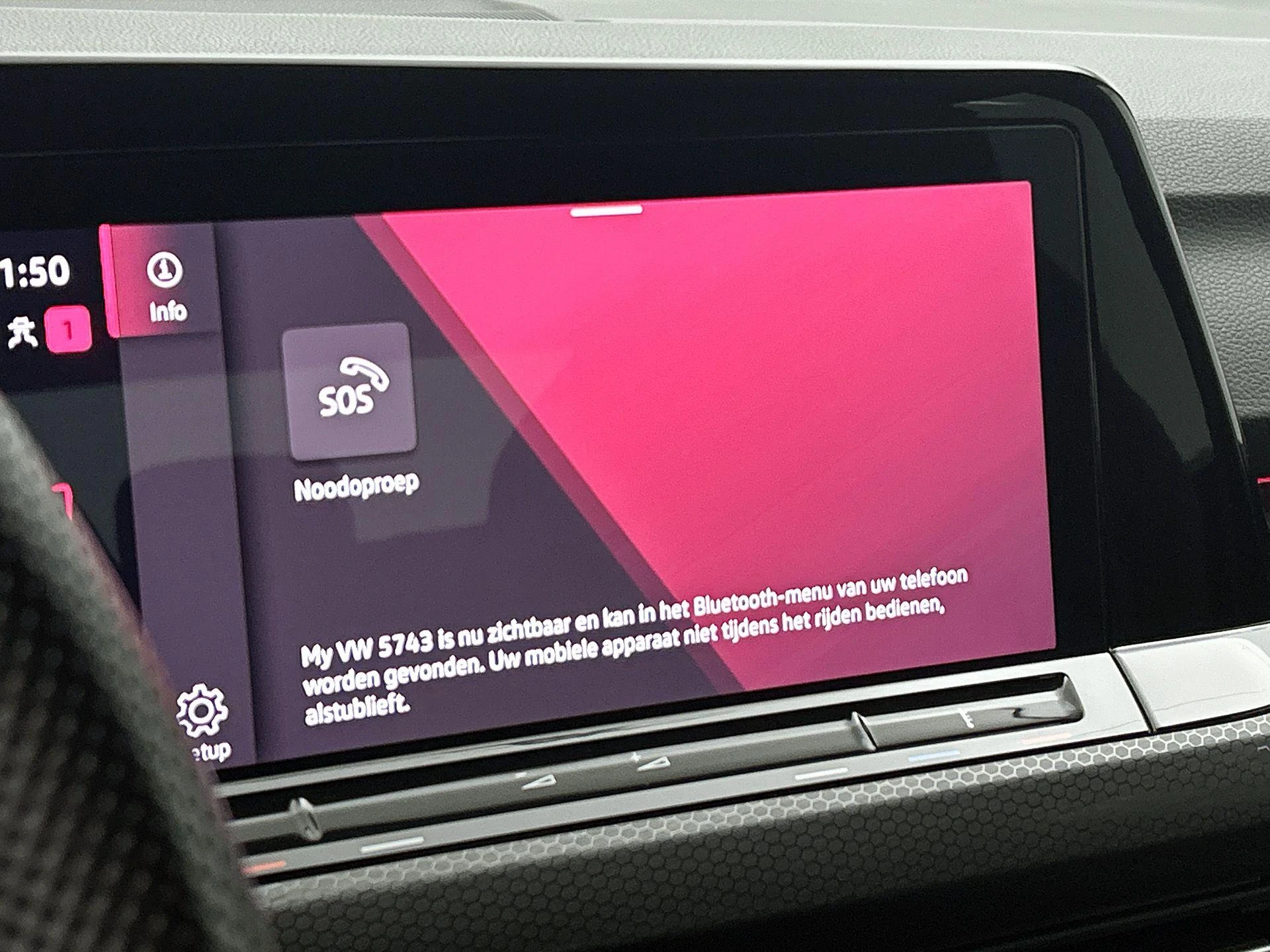 Volkswagen-Golf-image-18