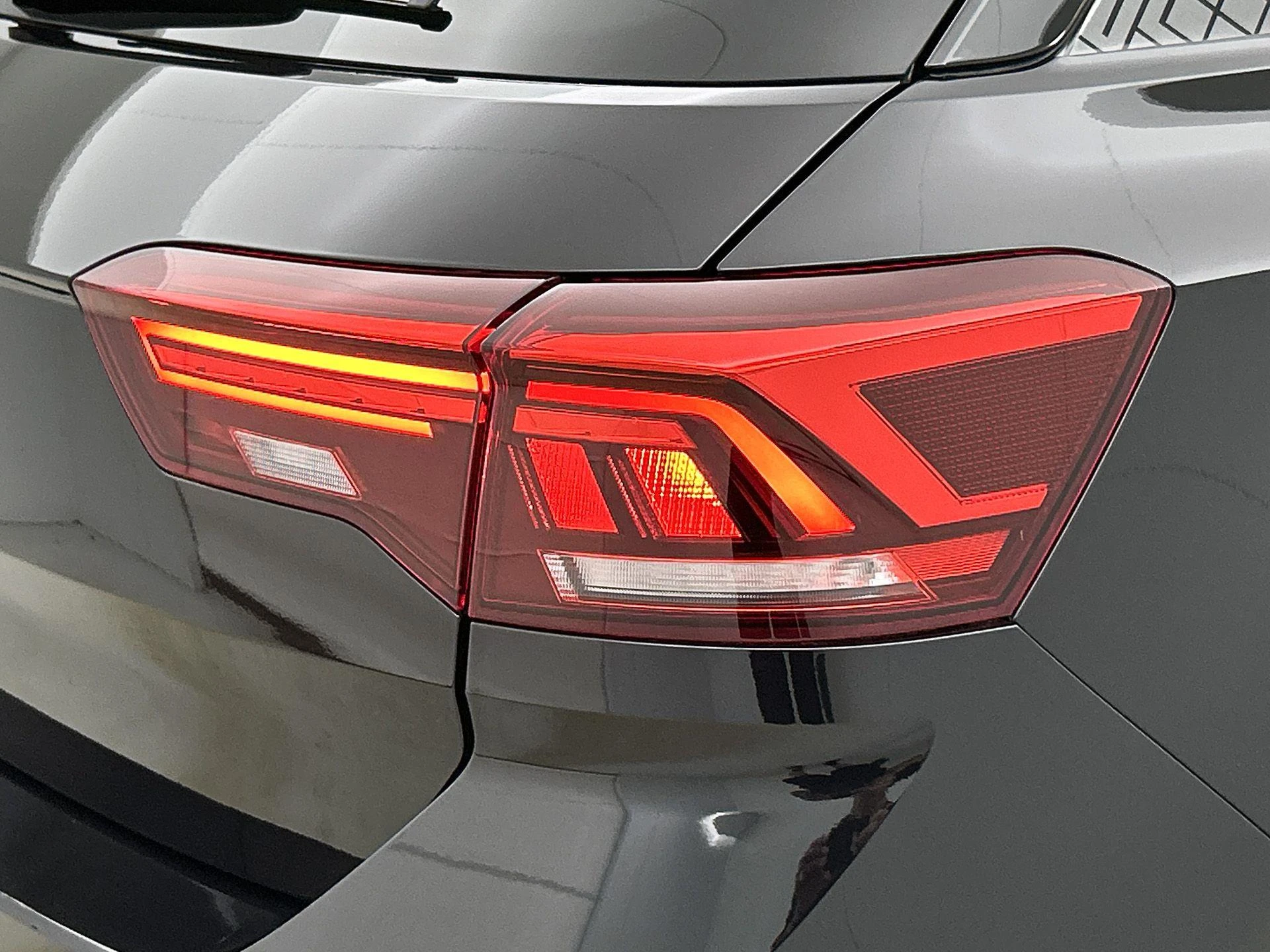 Volkswagen T-Roc 1.5 TSI R-Line | 150 PK