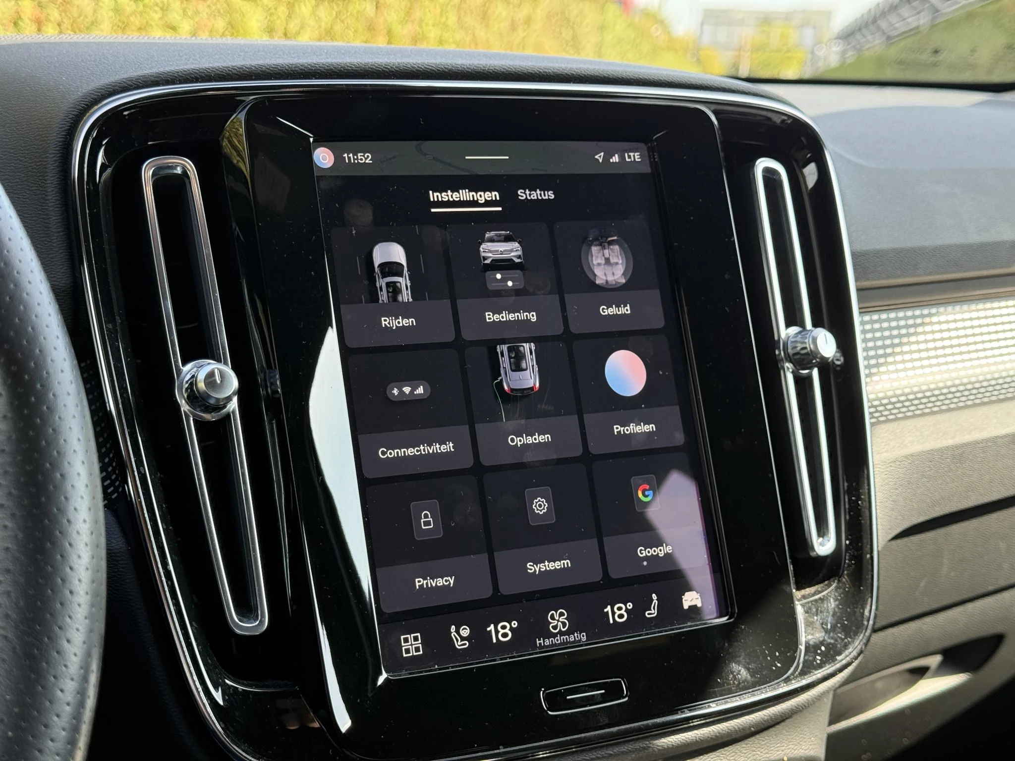Volvo-XC40-image-19