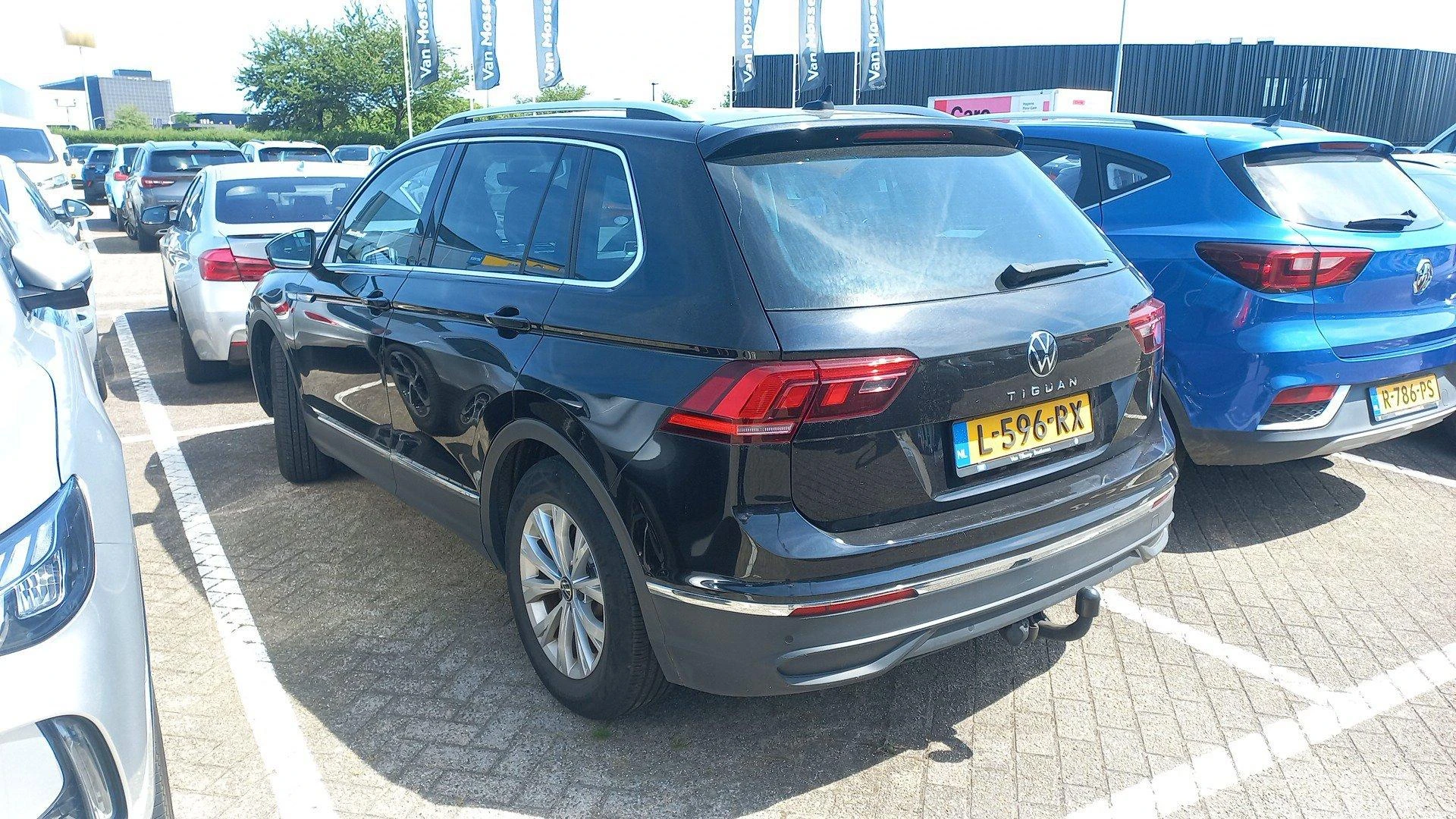 Volkswagen-Tiguan-image-1