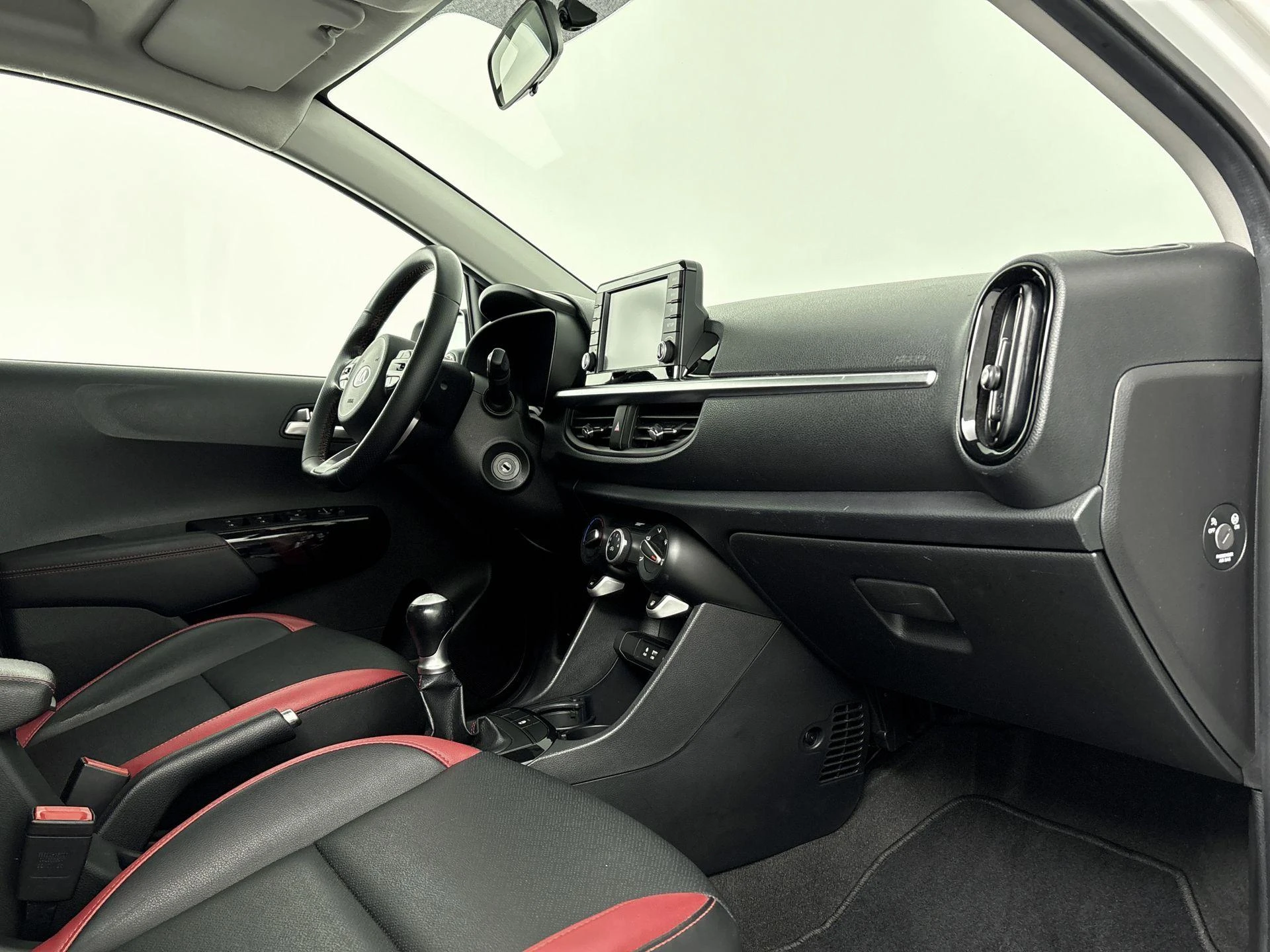 Kia-Picanto-image-16