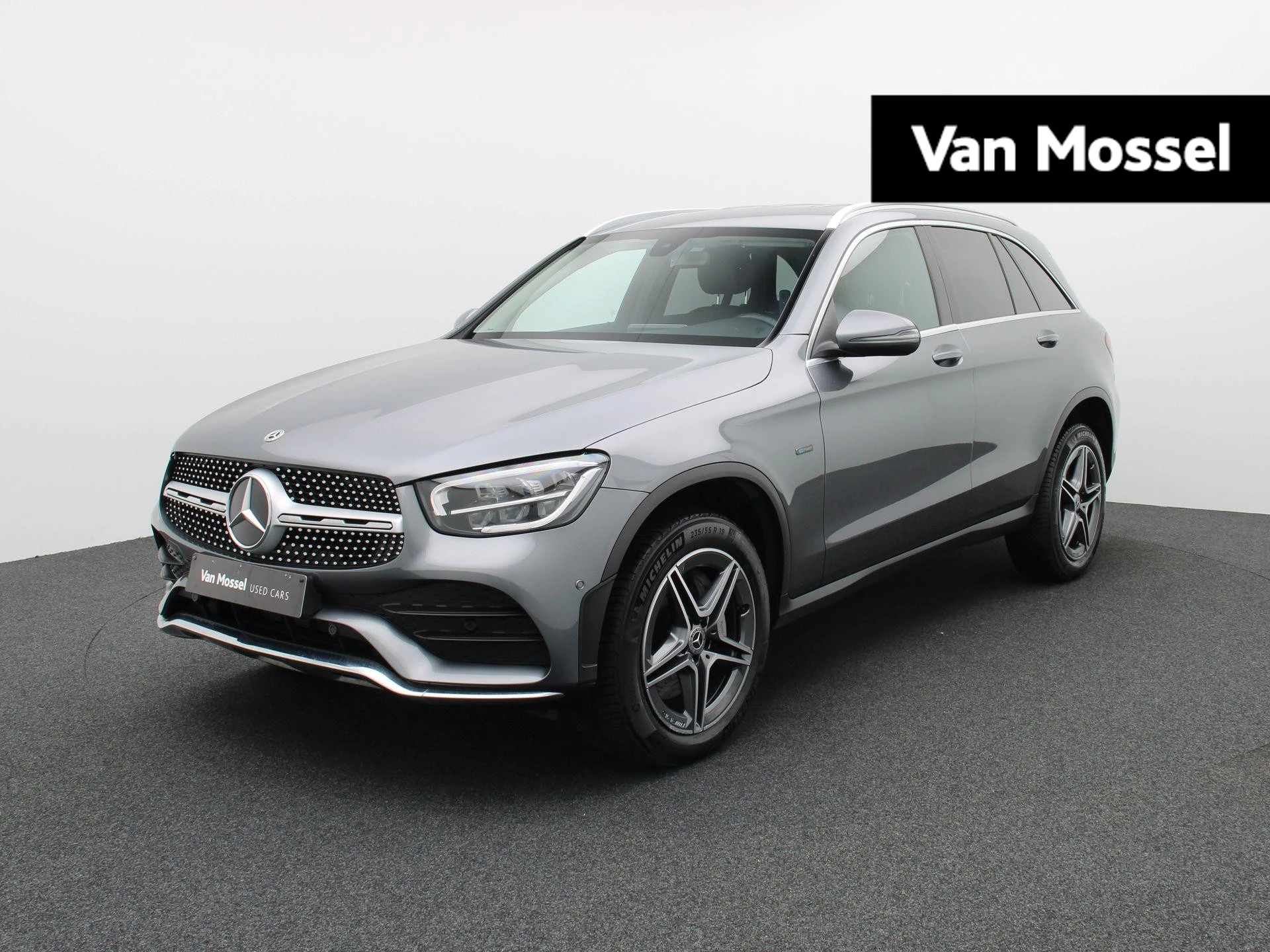 Mercedes-Benz-GLC-image-0
