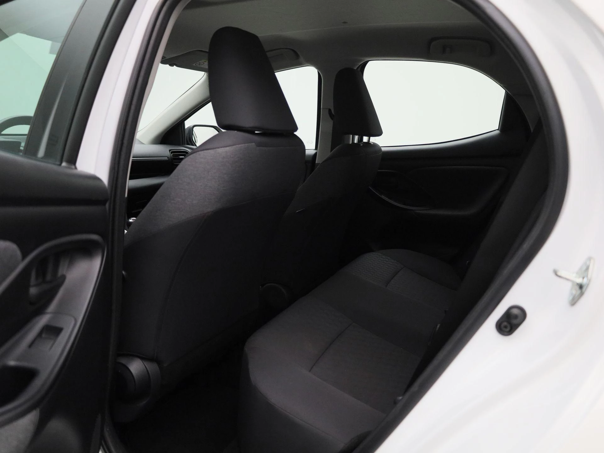 Toyota-Yaris-image-9