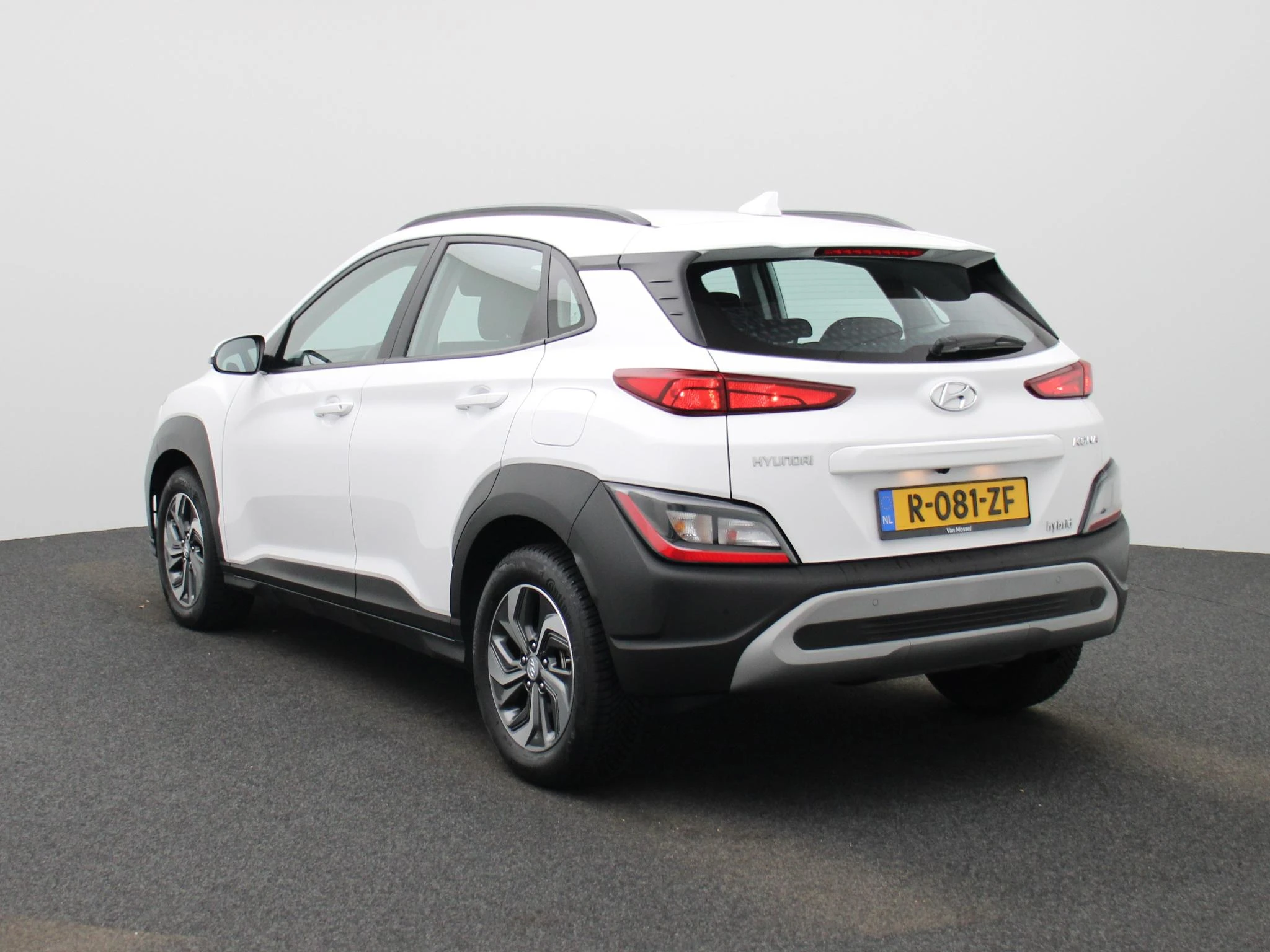 Hyundai-Kona-image-2