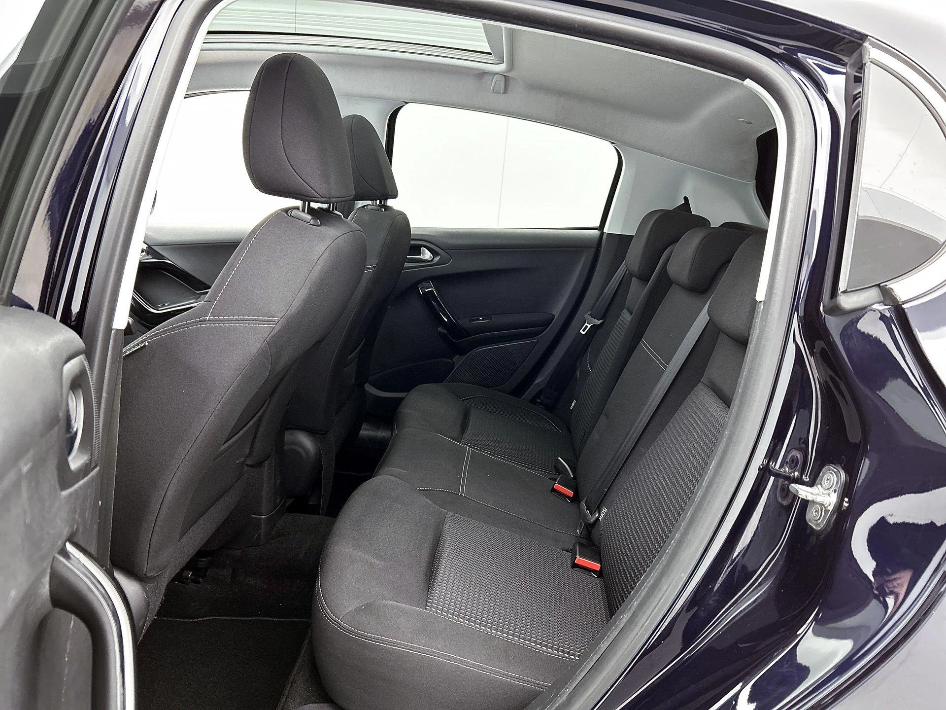 Peugeot-208-image-26