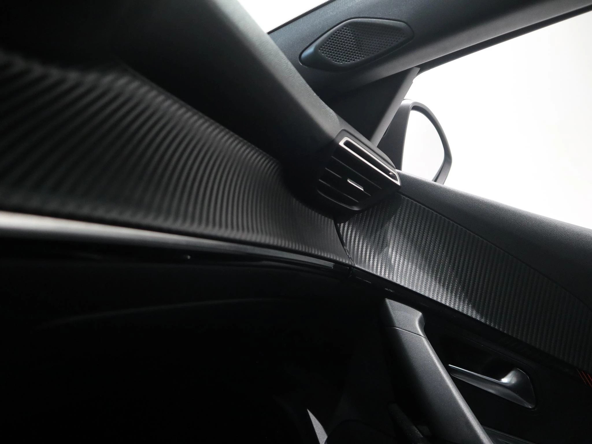 Peugeot-2008-image-14