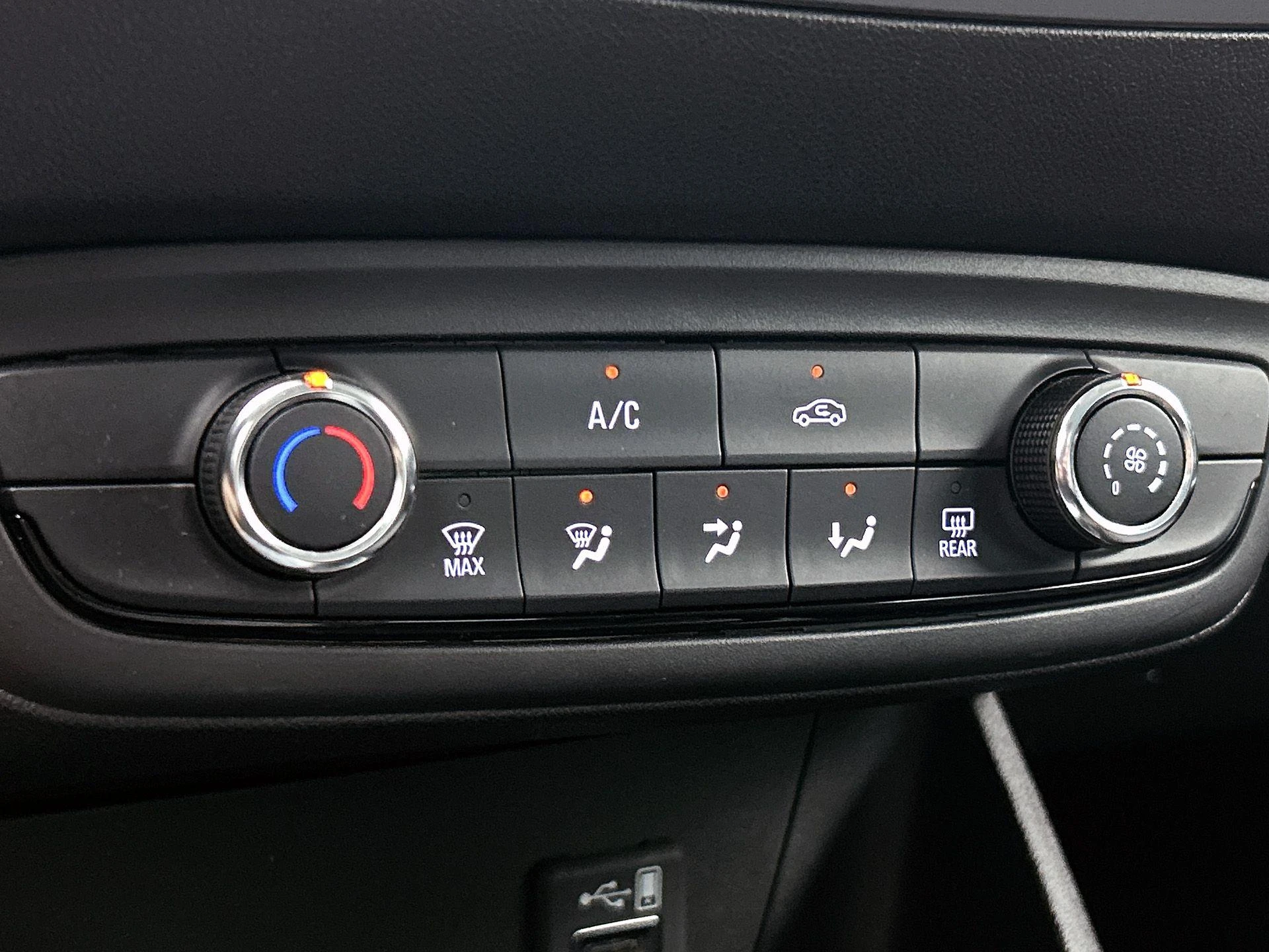 Opel-Crossland-image-17