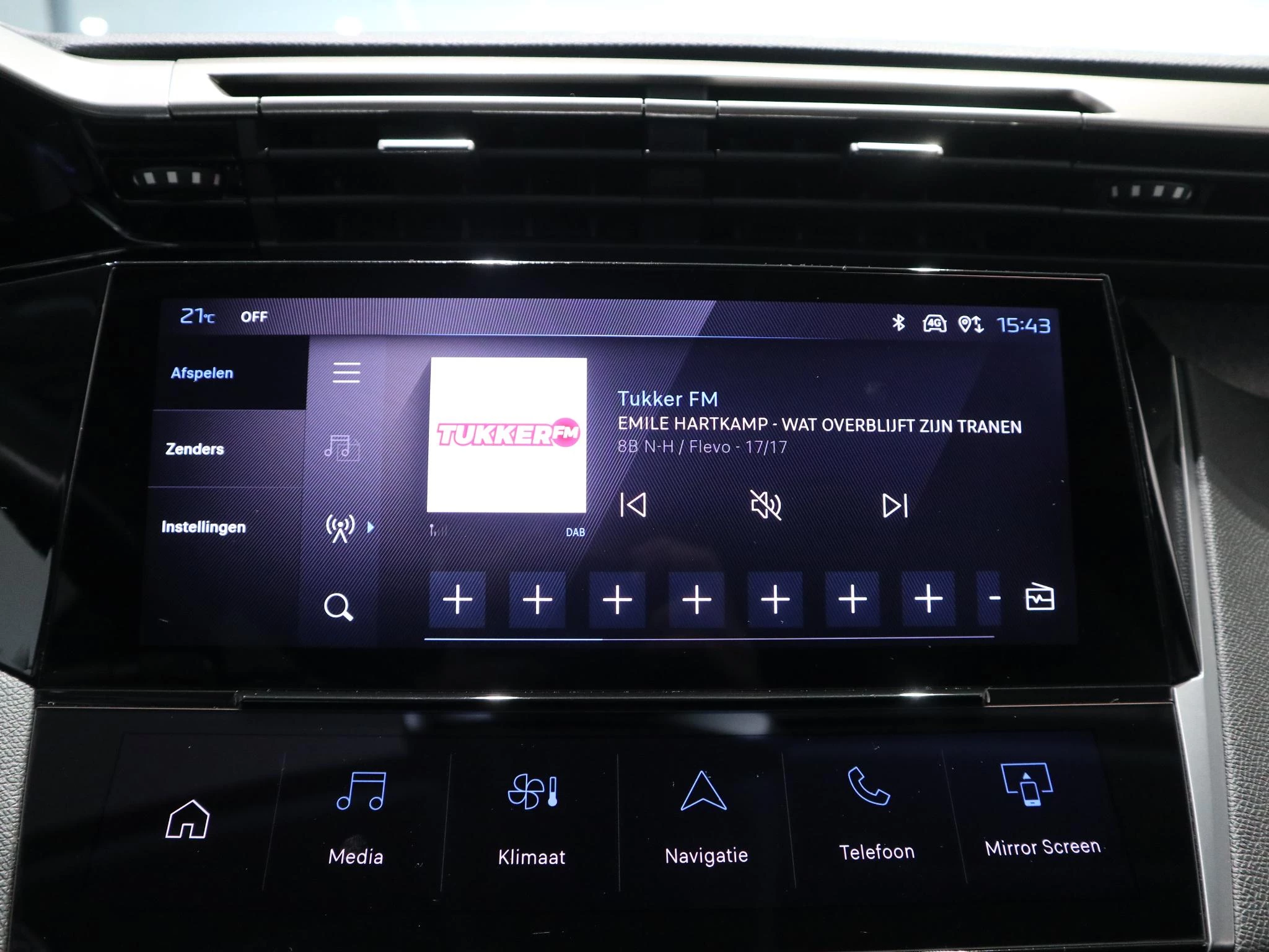 Peugeot-308-image-16