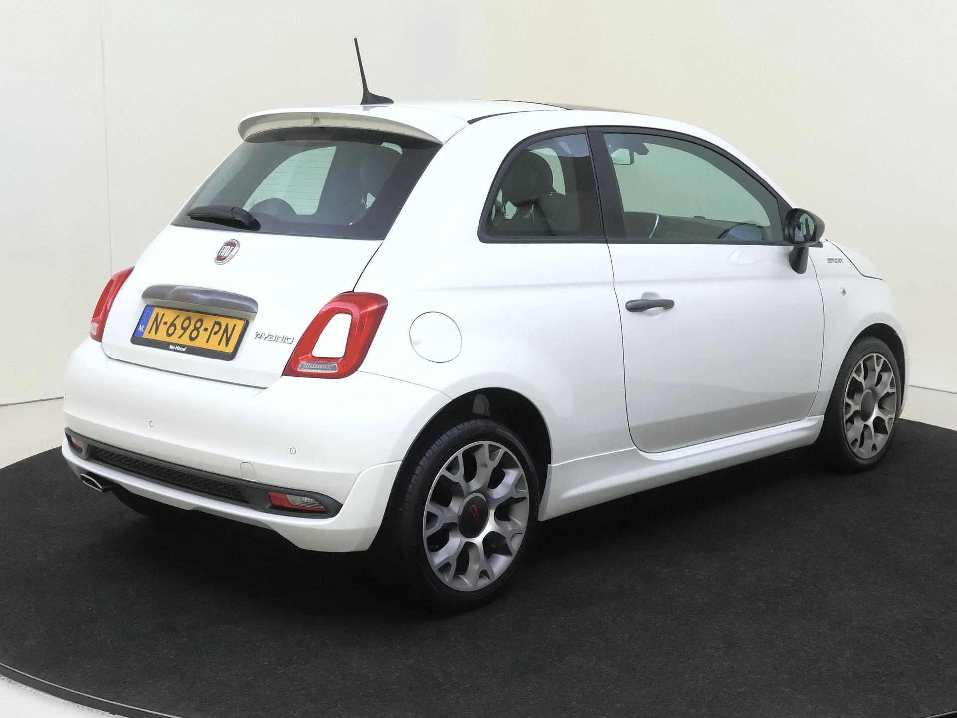 Fiat-500-image-3