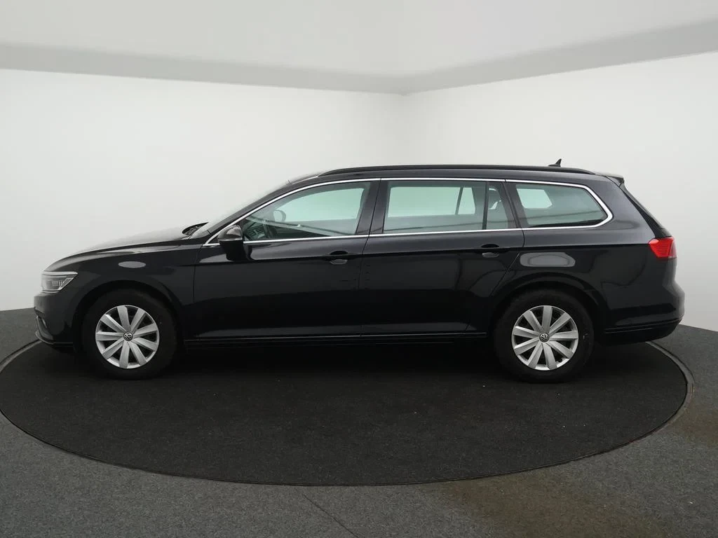 Volkswagen-Passat-image-28