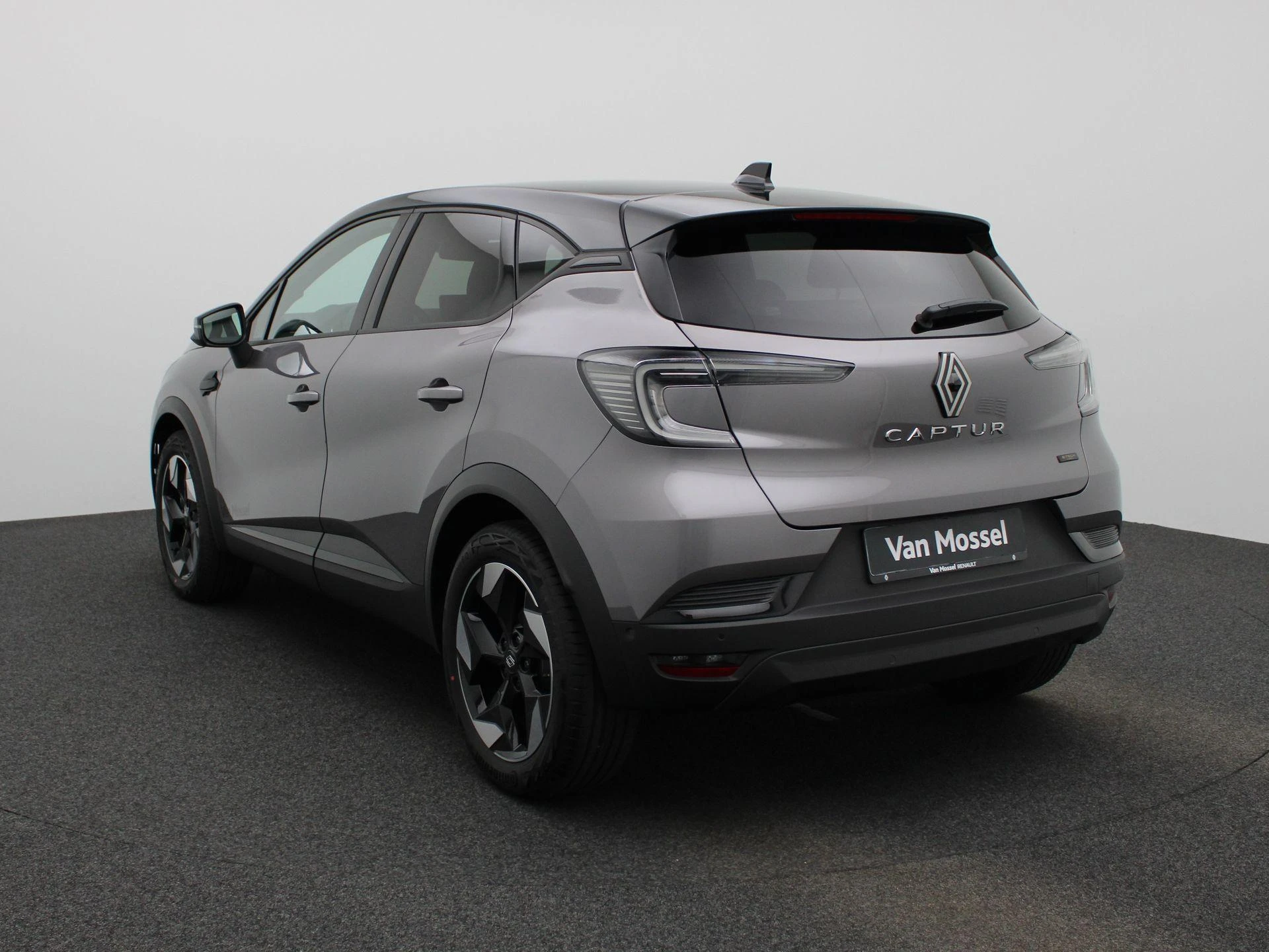 Renault-Captur-image-1