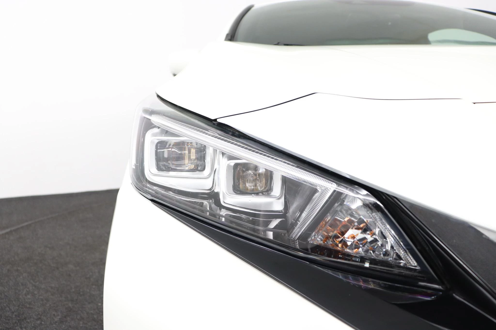 Nissan-Leaf-image-47