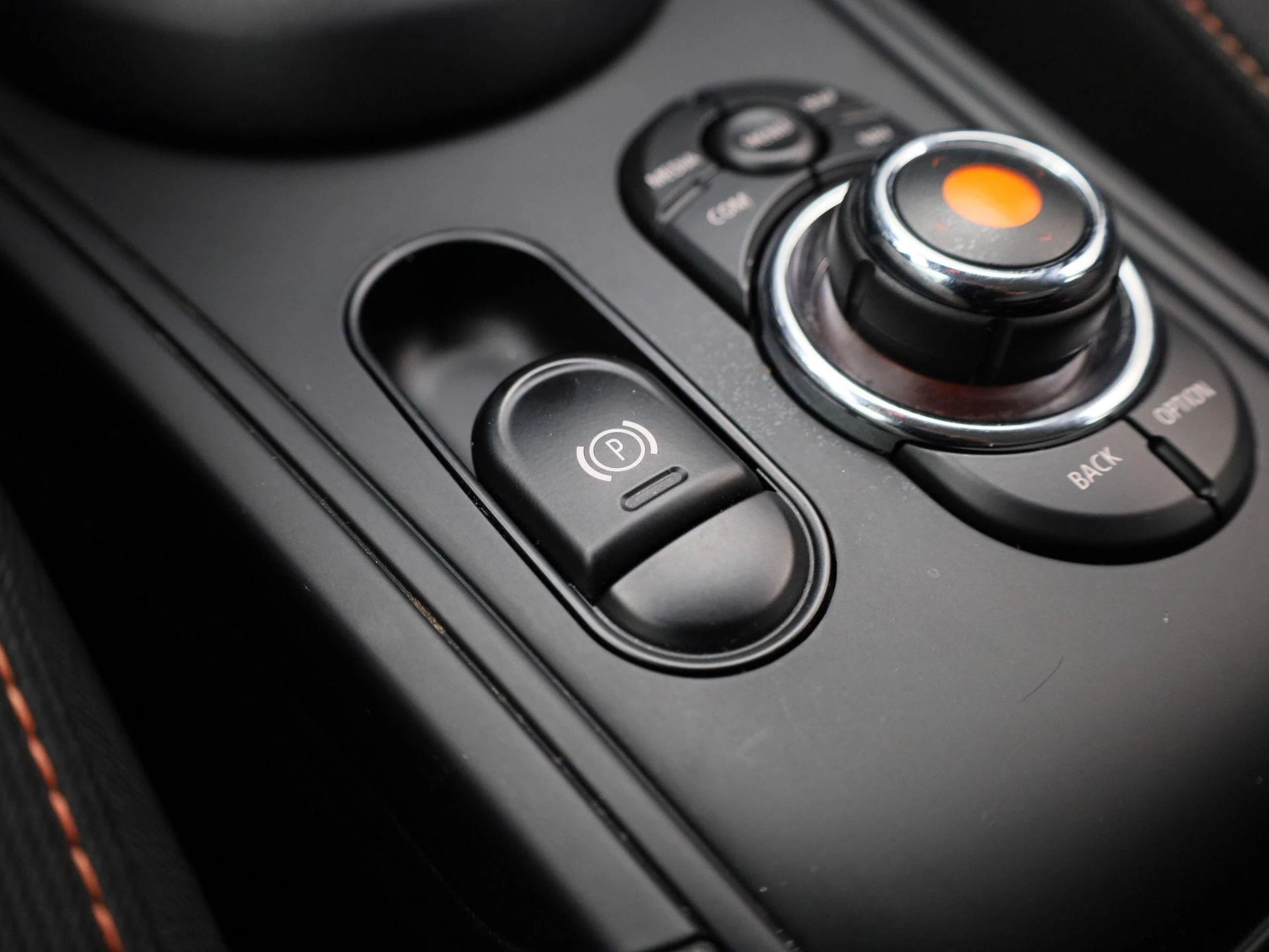 MINI-Countryman-image-26