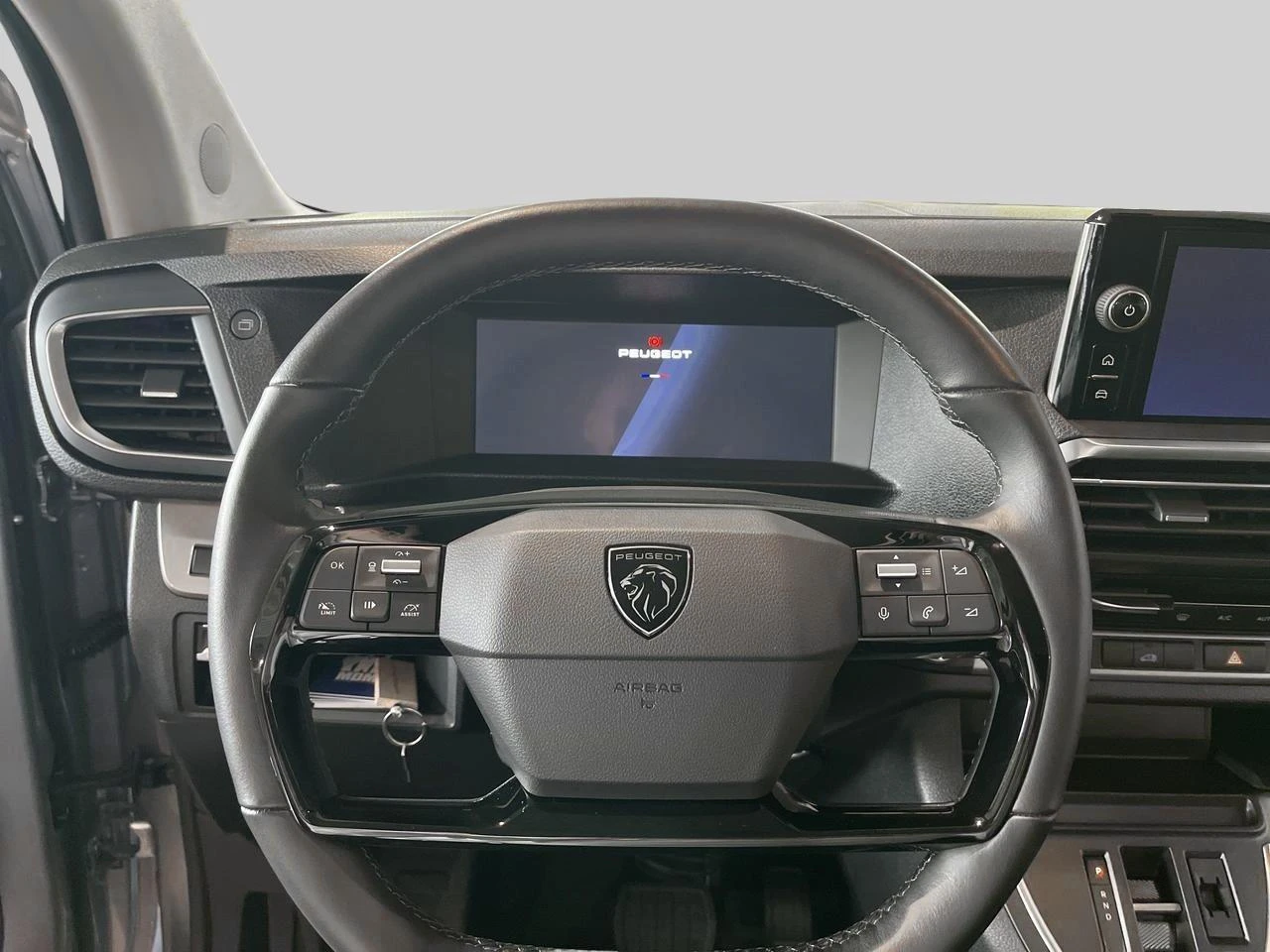 Peugeot-Expert-image-9