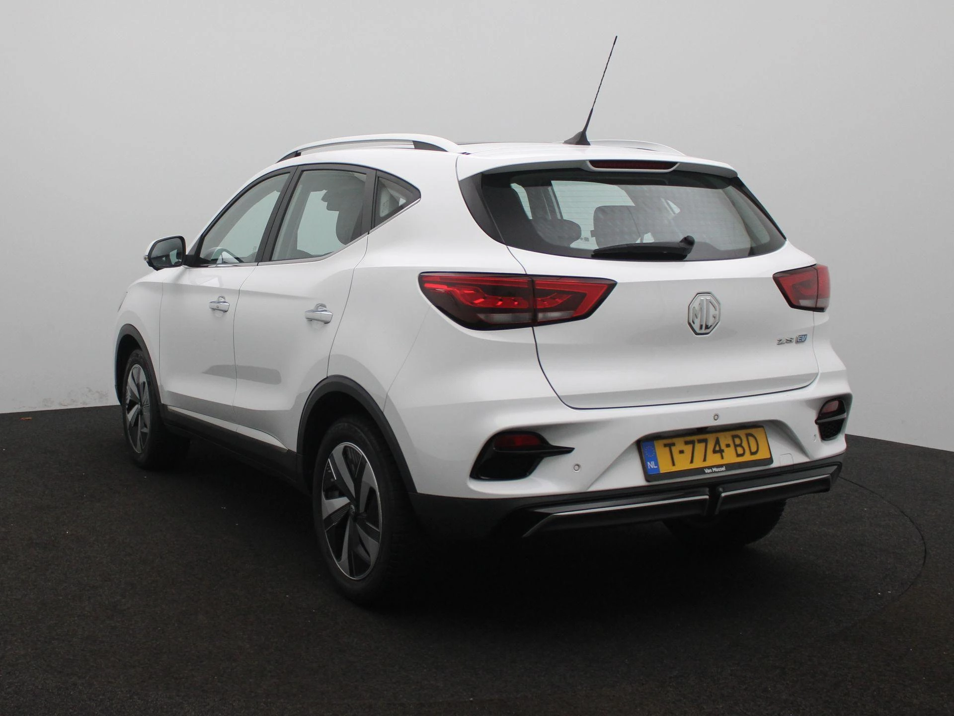 MG ZS EV