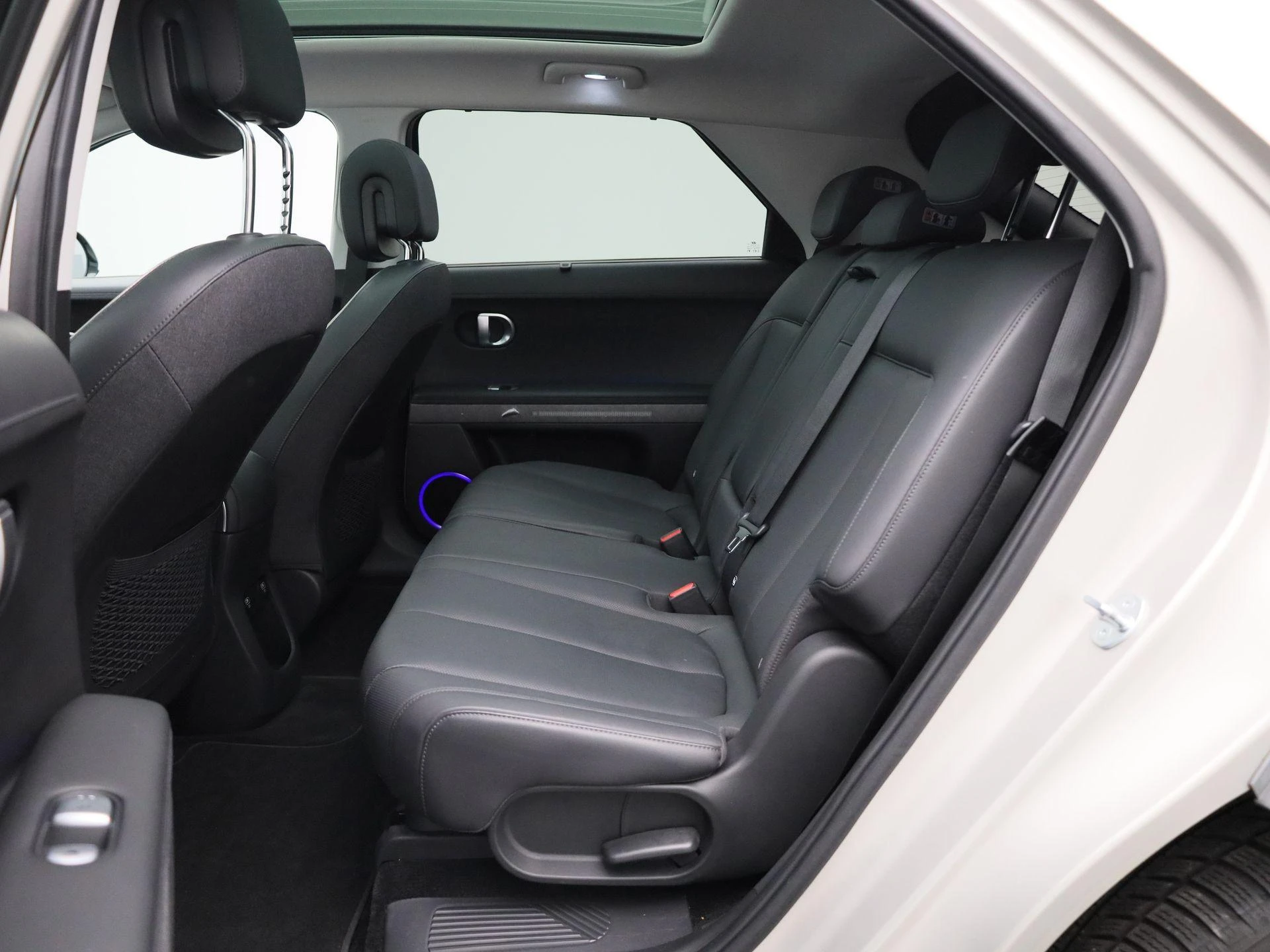 Hyundai-IONIQ 5-image-10