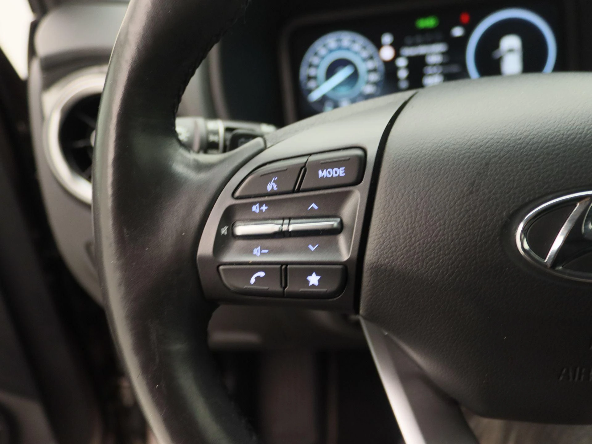 Hyundai-Kona-image-19
