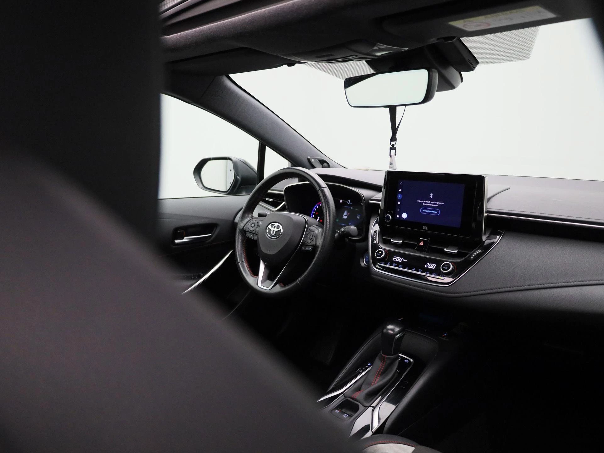 Toyota-Corolla Touring Sports-image-39
