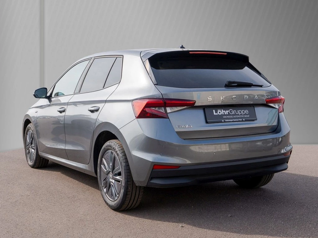 Škoda Fabia 1.0 TSI DSG Tour Rear-View, SmartLink