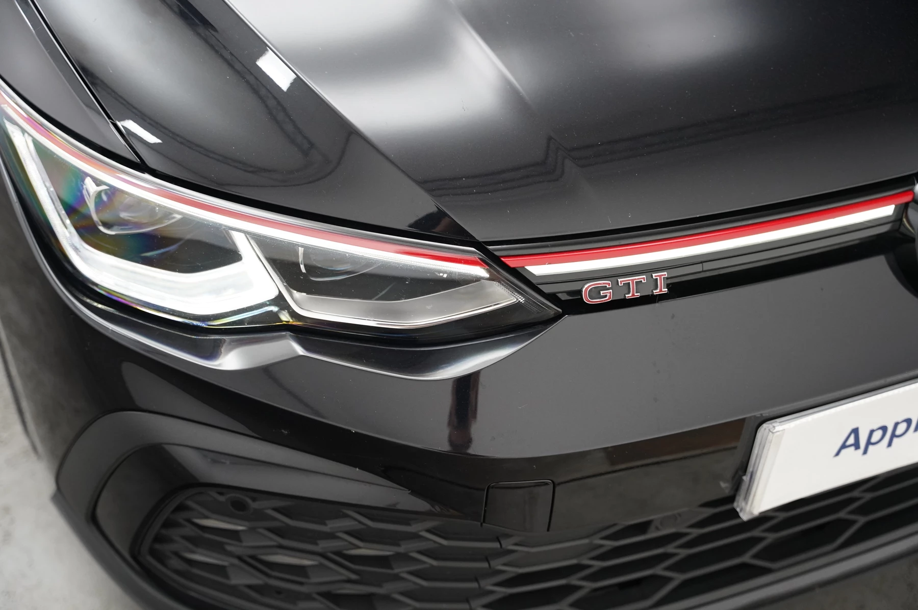 Volkswagen-Golf-image-31