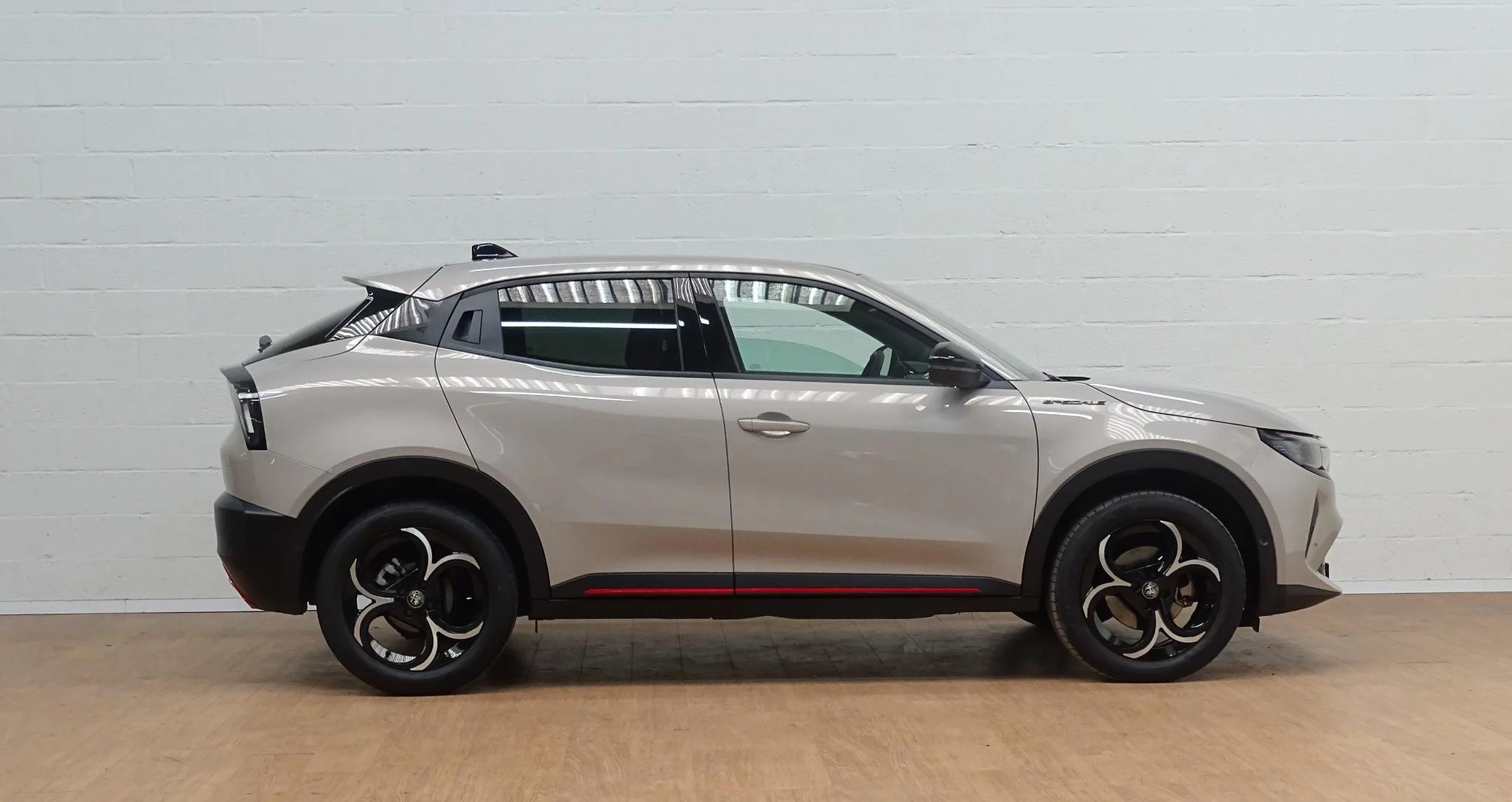 Alfa Romeo Junior 1.2 Hybrid 145 eDCT6 Ibrida Speciale