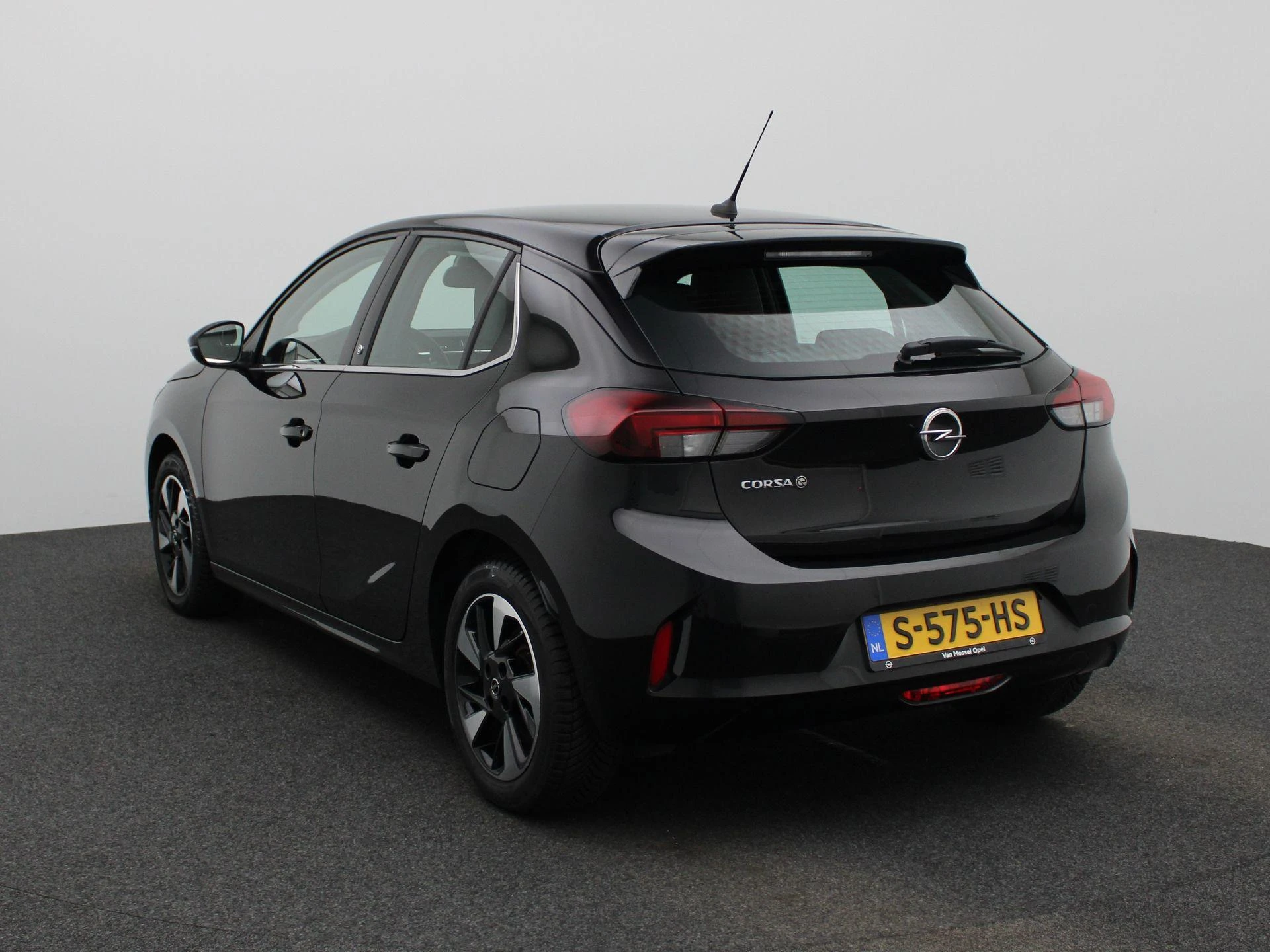 Opel-Corsa-e-image-1