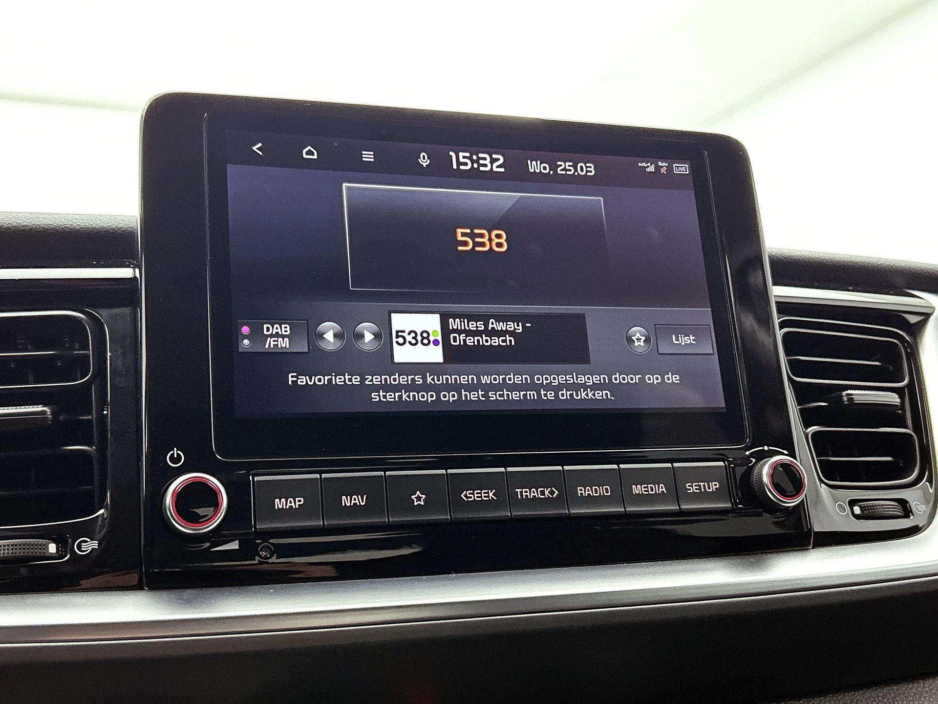 Kia-Stonic-image-7