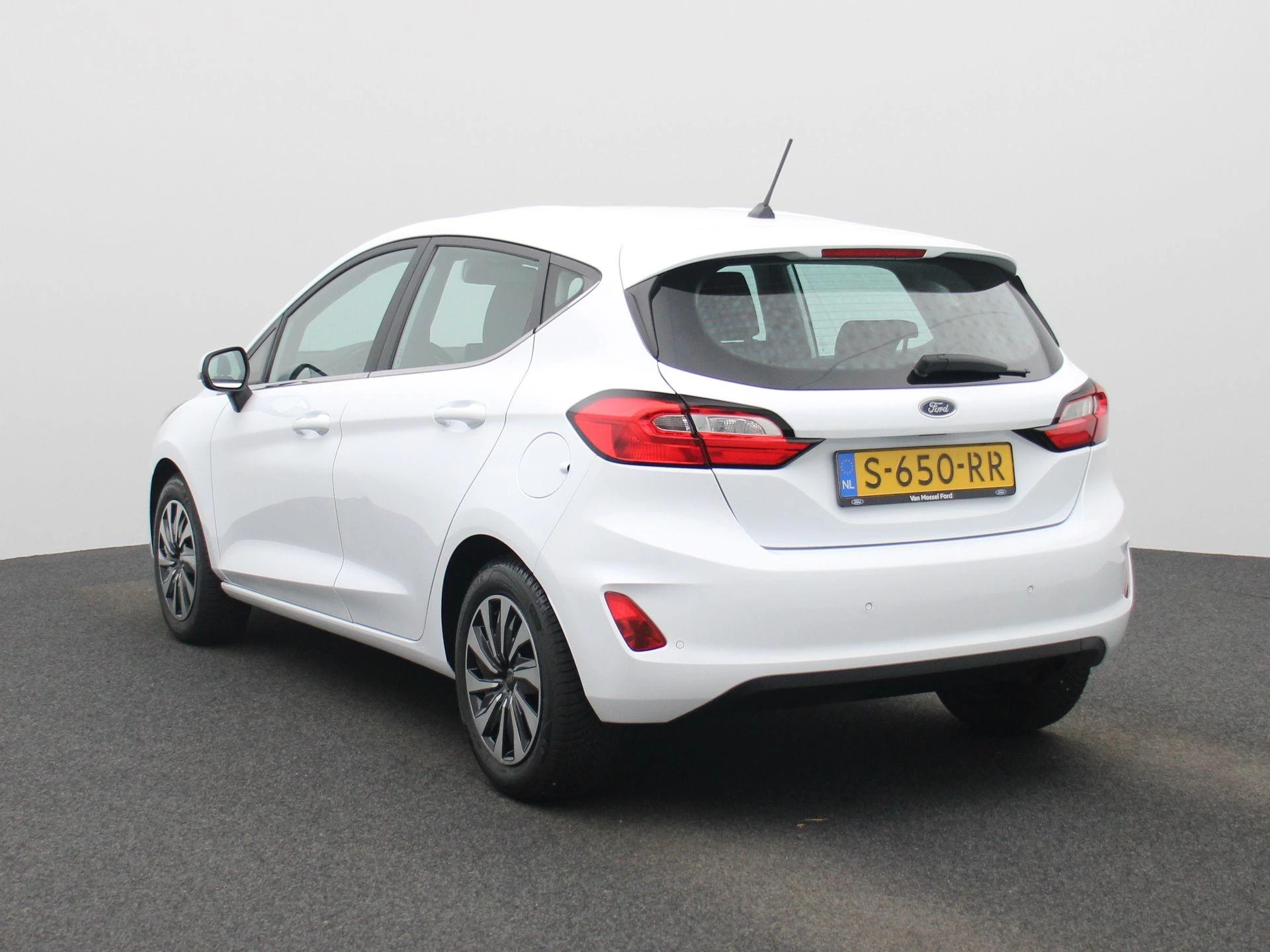 Ford-Fiesta-image-1