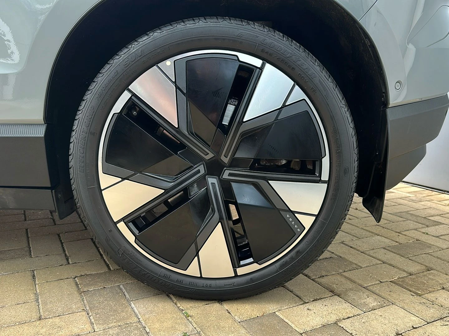 Volvo-EX30-image-7
